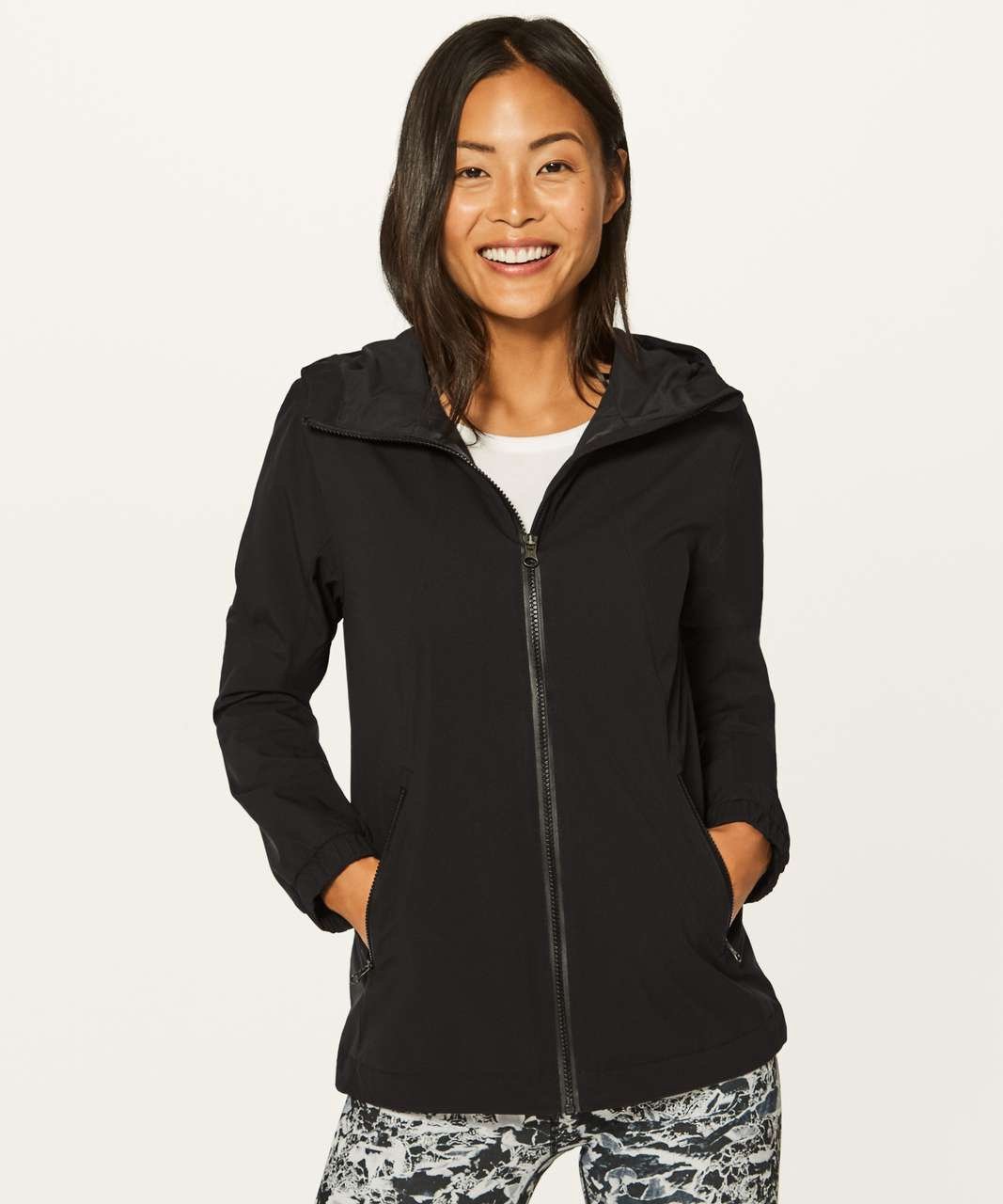 Lululemon Rise & Shine rain Jacket III Black Size 4