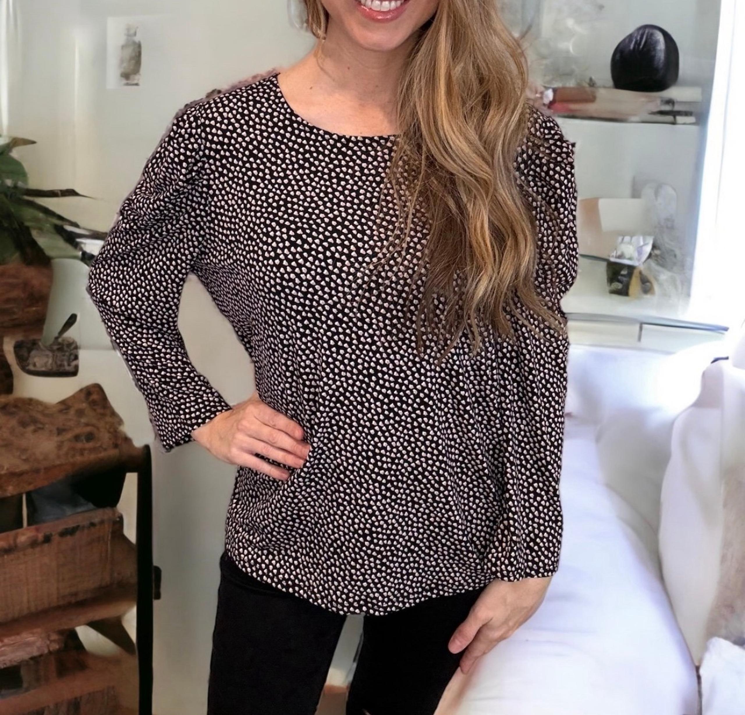 Adrianna Papell 3/4 length pleated sleeve top blouse women’s size large NWT