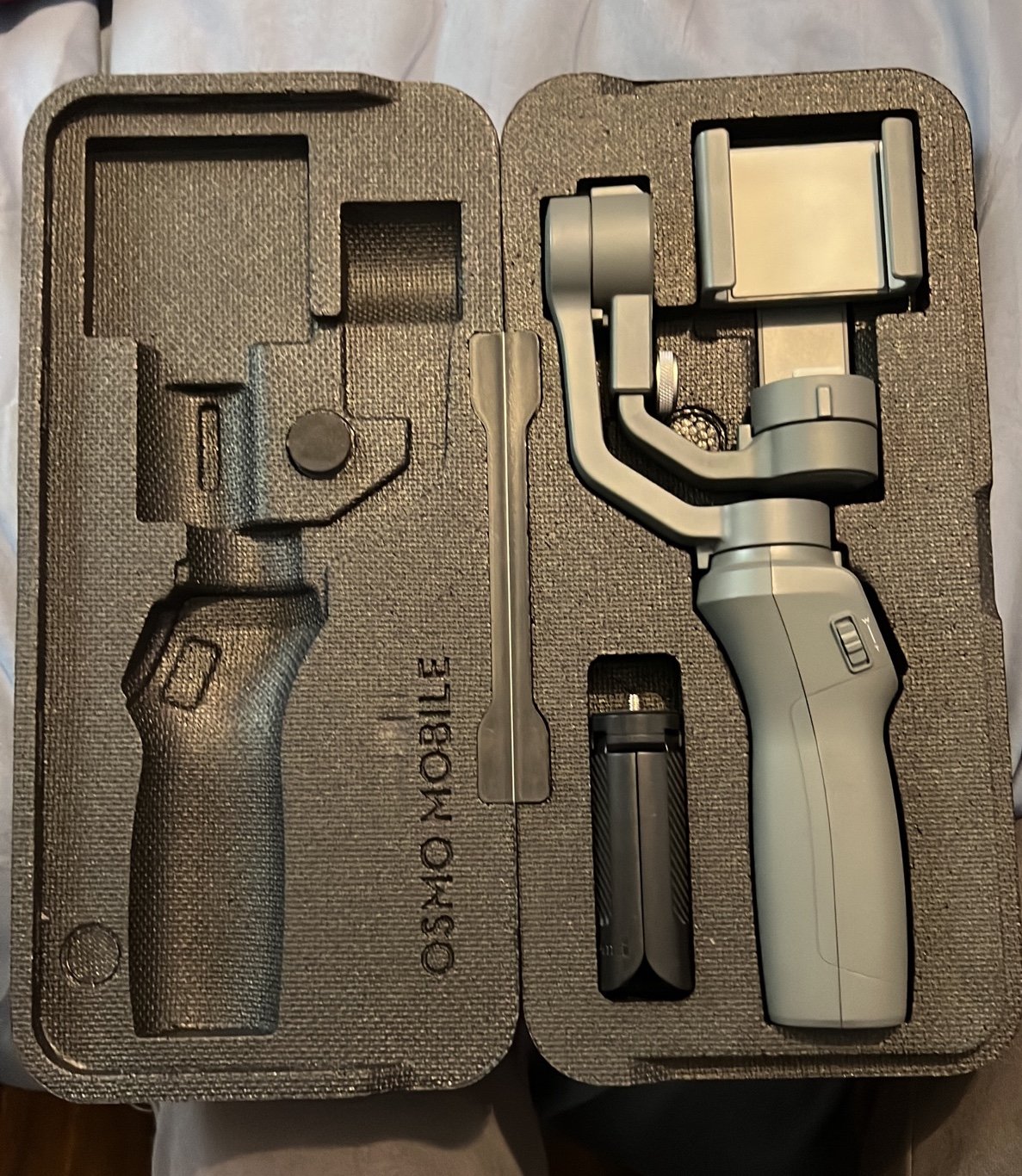 DJI osmo mobile 2