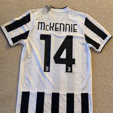 Weston Mckennie Juventus soccer jersey
