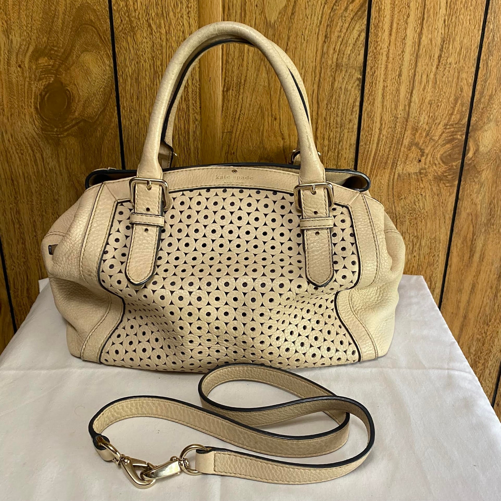 Kate Spade Women's Mercer Isle Sloan Goose Egg Leather Die Cut Satchel Beige