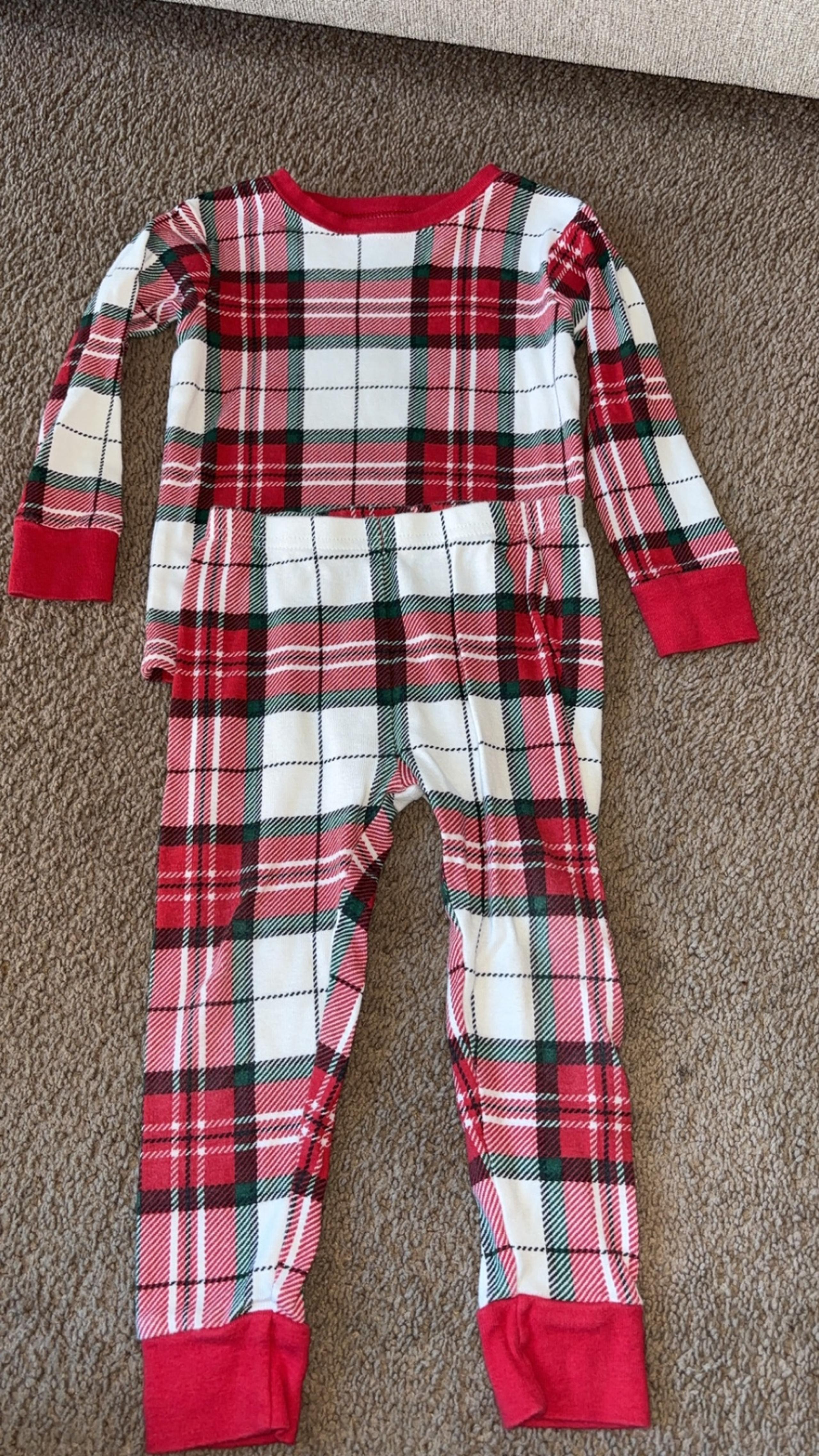 CARTERS BRAND 24 MONTHS PAJAMAS - Carter's