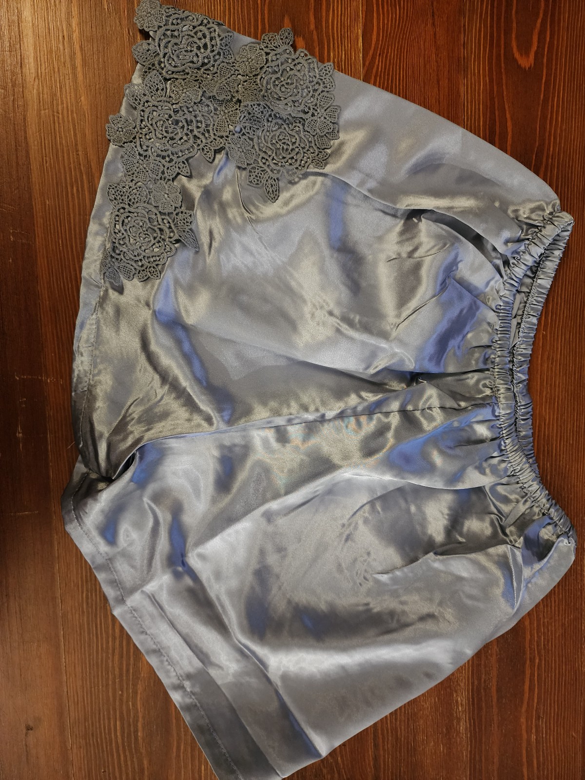 Gray Silver Satin Leisurewear Set - Large