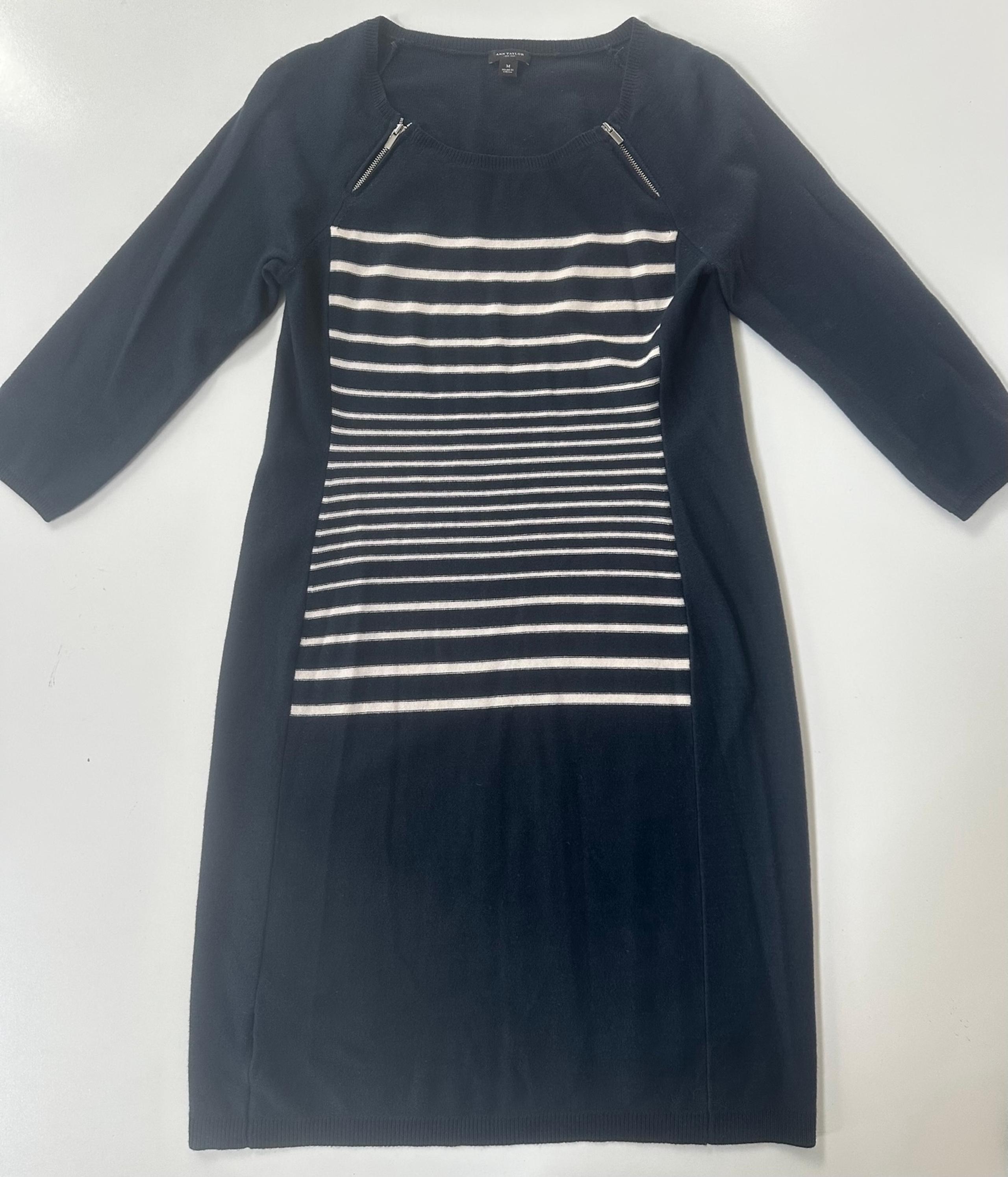 Woman's Size Medium - Ann Taylor Merino Wool Sweater Blue/White Dress Pre-Owned
