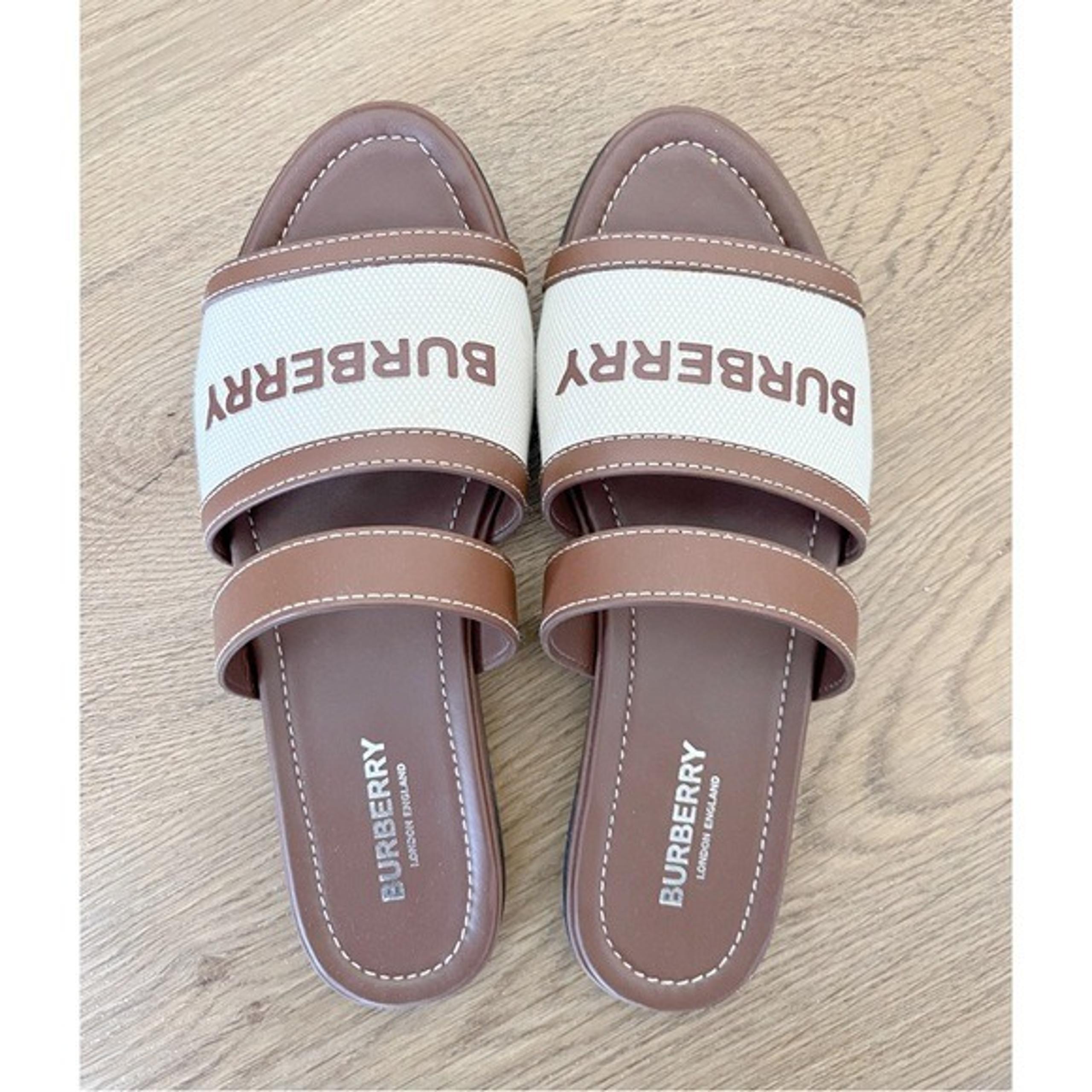 BURBERRY - WOMEN’S SIZE 36.5 LOGO STRAP CANVAS LEATHER SANDALS