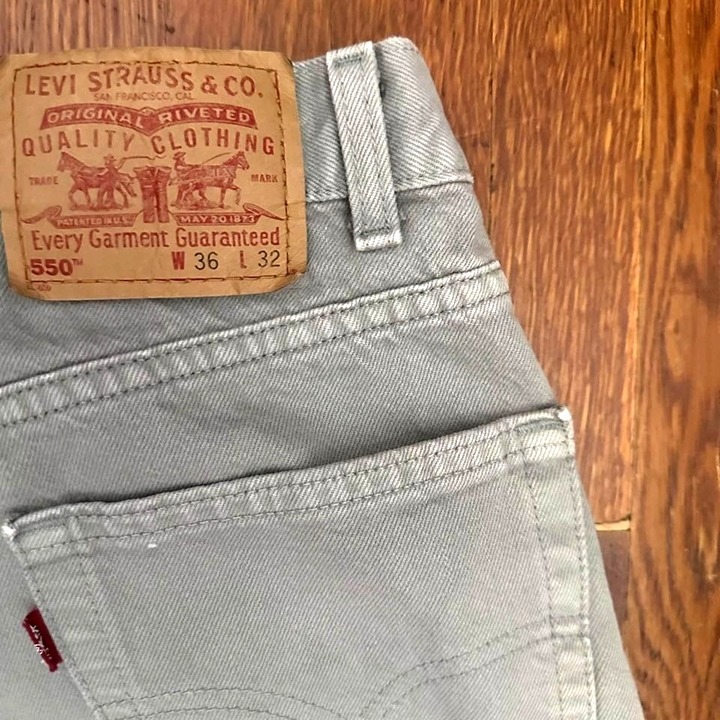 Vintage 550 Levis Mens Jeans Gray (36x32) Relaxed Fit 100% Cotton Made in USA