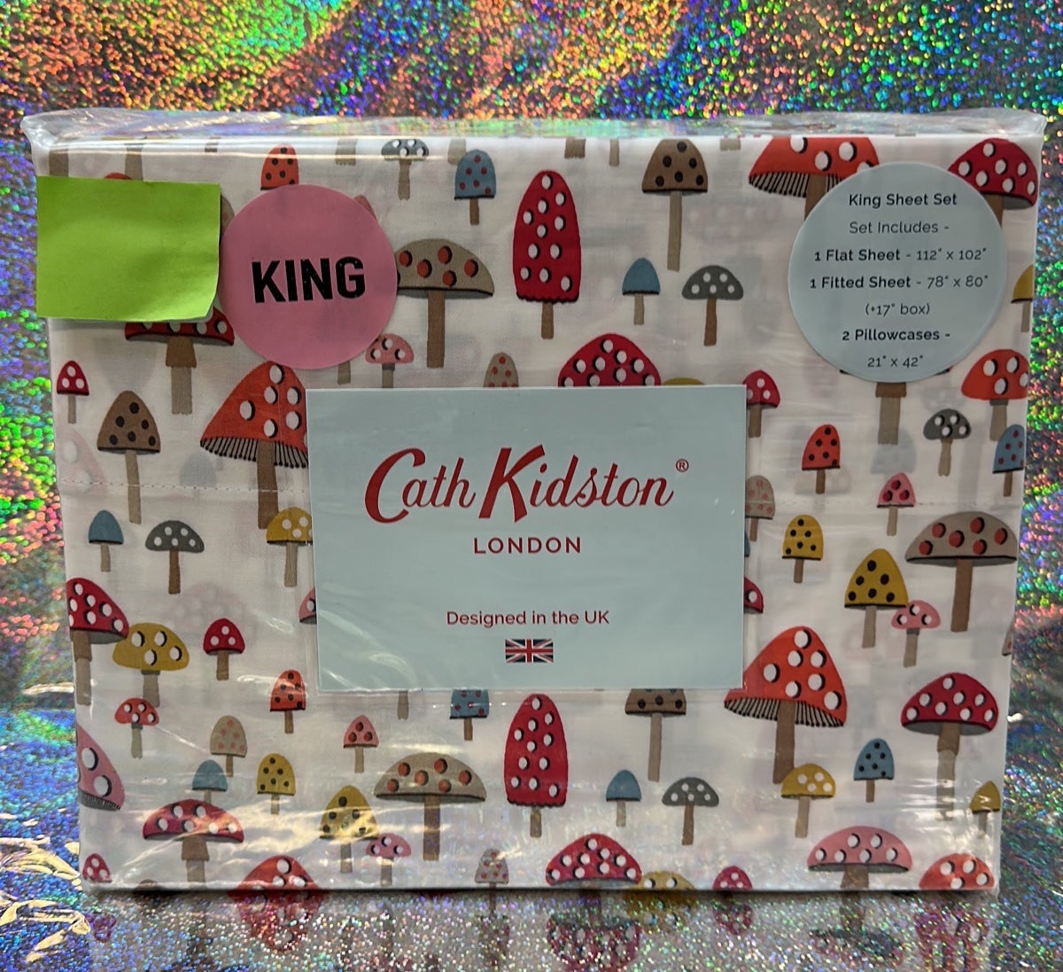 Mushroom king throw