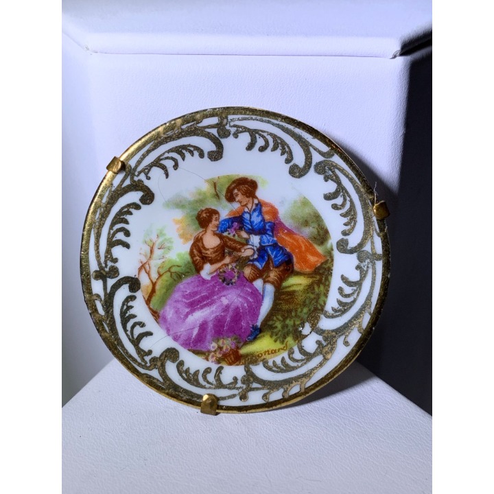 LIMOGES FRANCE Vintage Porcelain Plate Lovers Gold Gilt