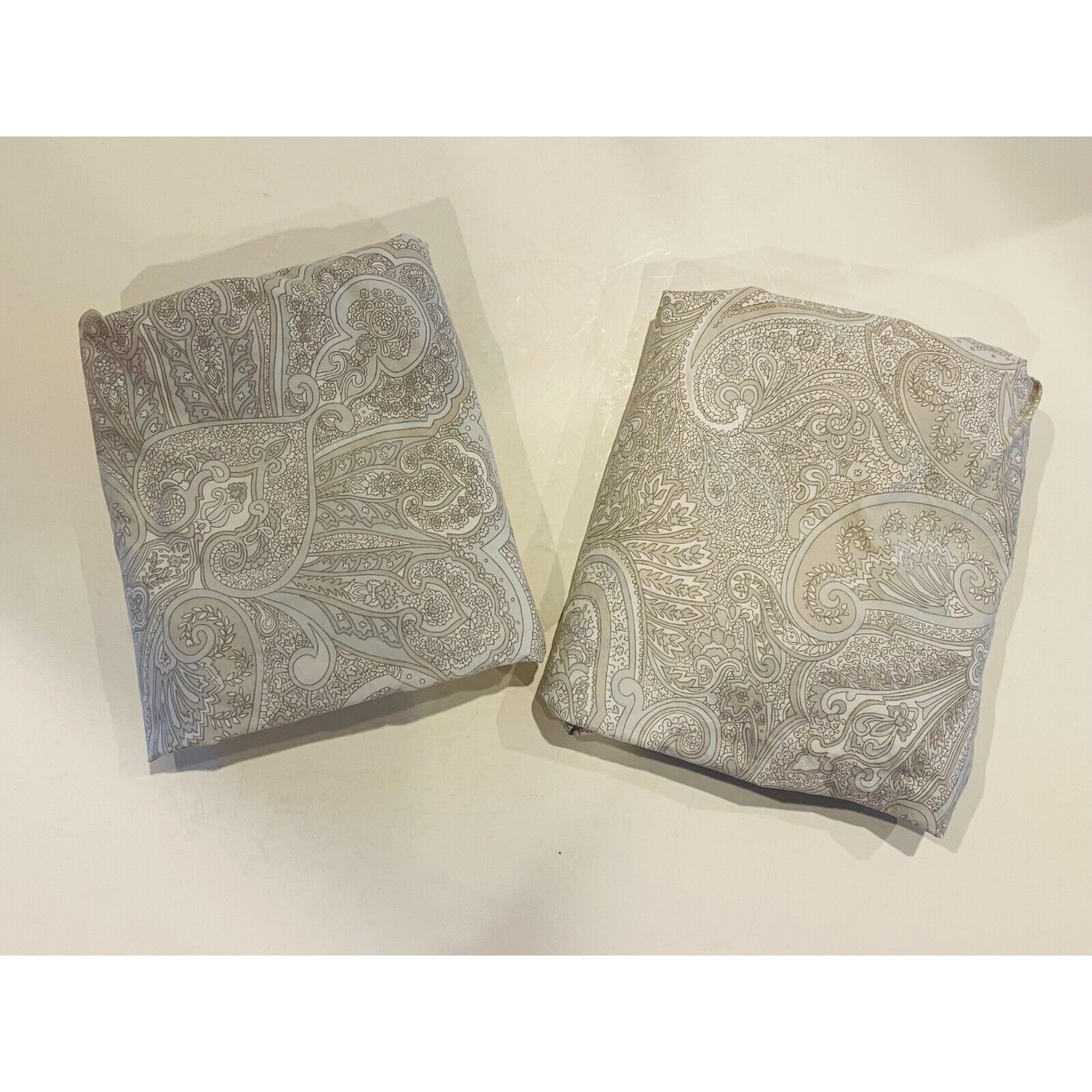 LAUREN Ralph Lauren Coral Beach Paisley Blue & Gray Standard Pillowcases- Set 2