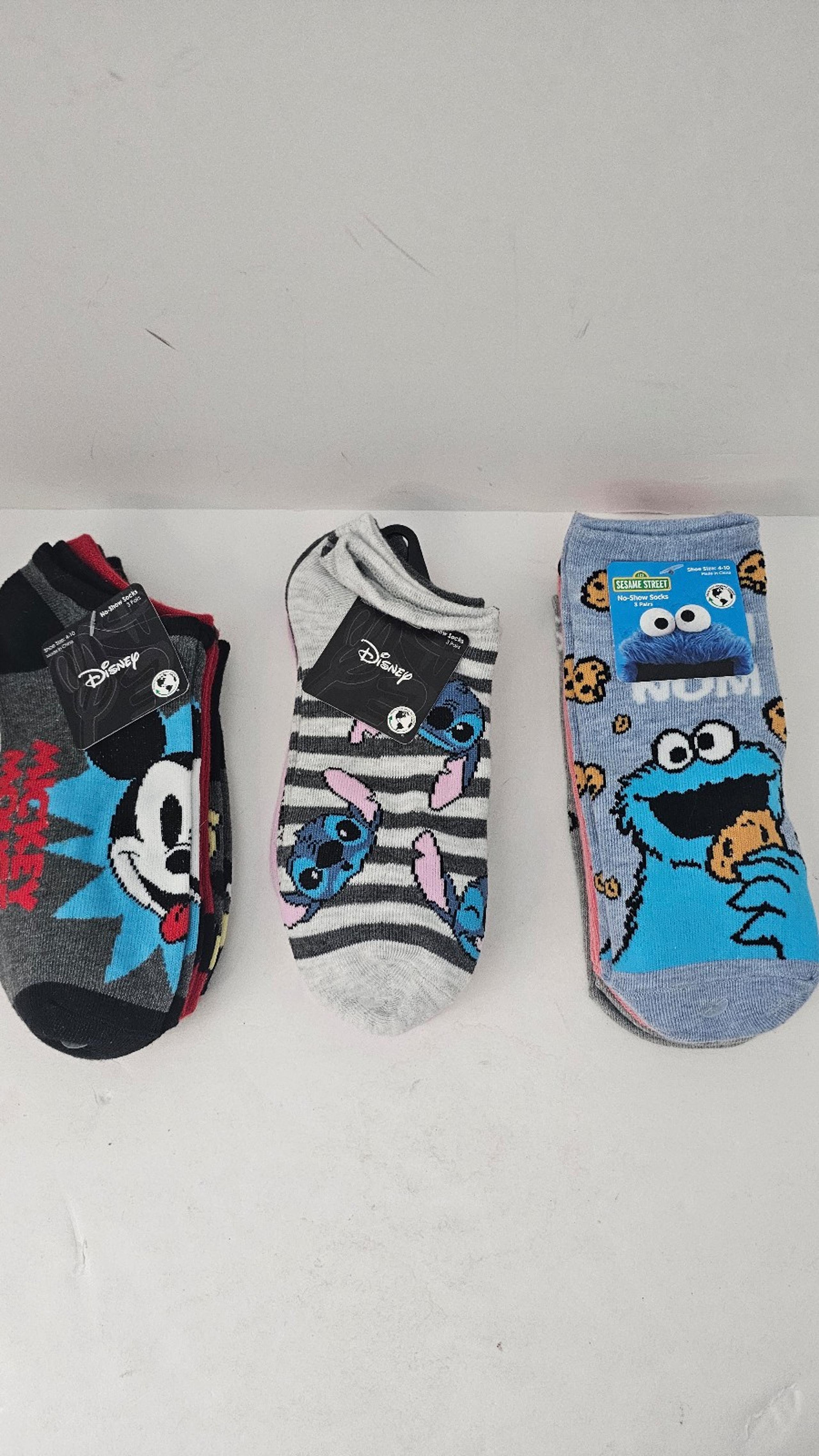 New Womens 9pair Disney/Sesame Street Graphic socks