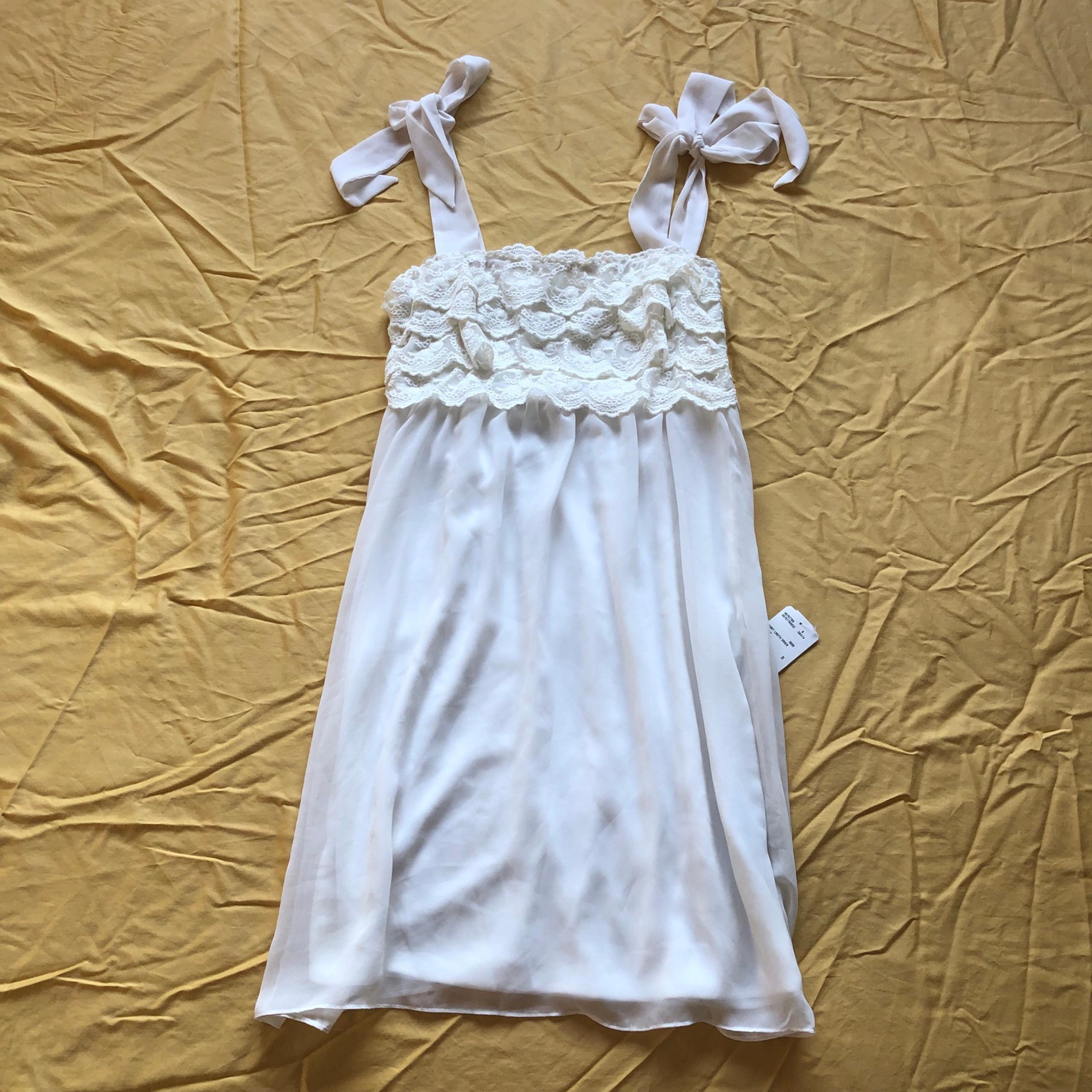 NWT Forever 21 Crochet Shoulder Tie Mini Dress White Small