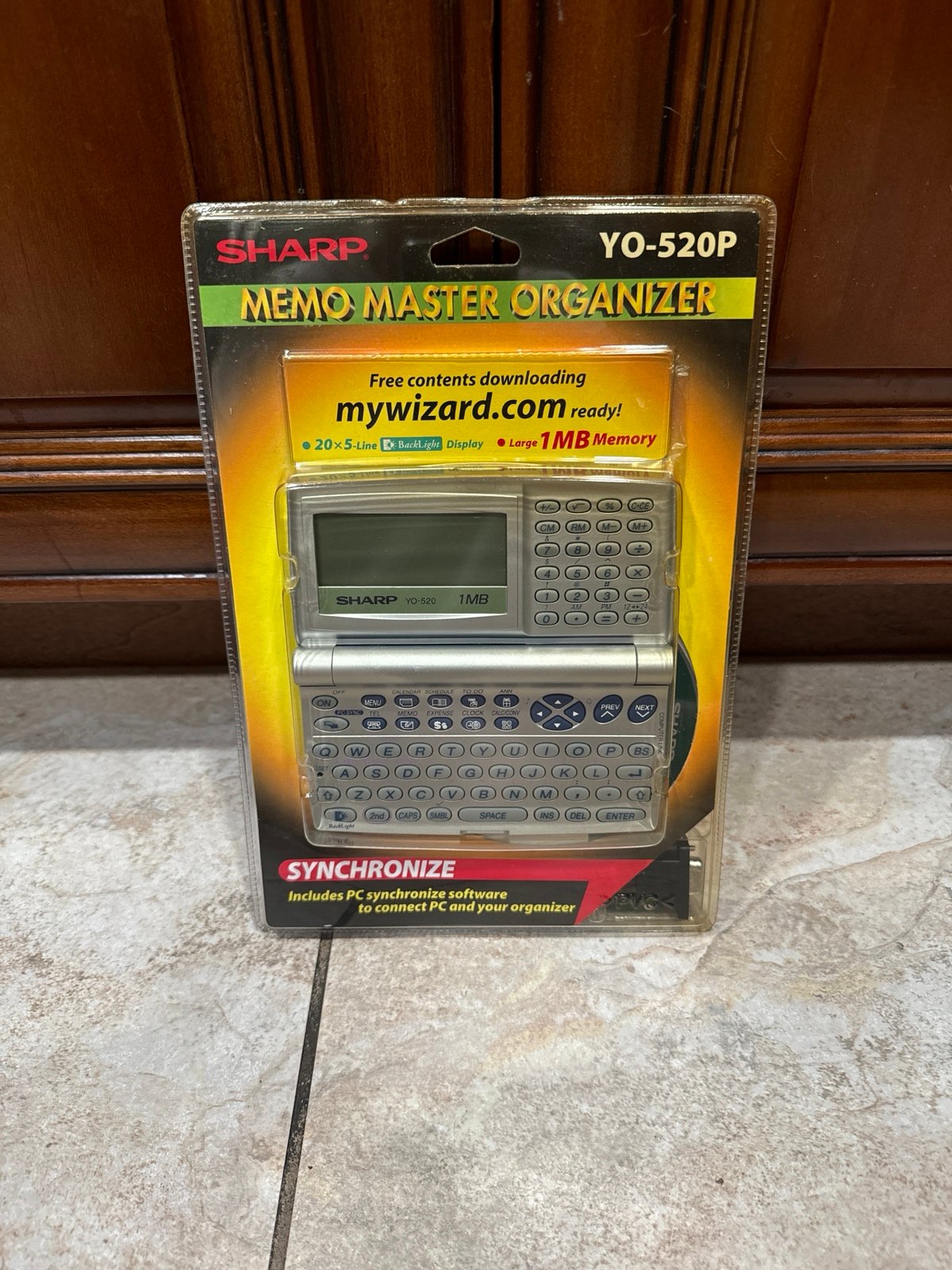Sharp YO-520P Synchronize Memo Master Organizer NEW