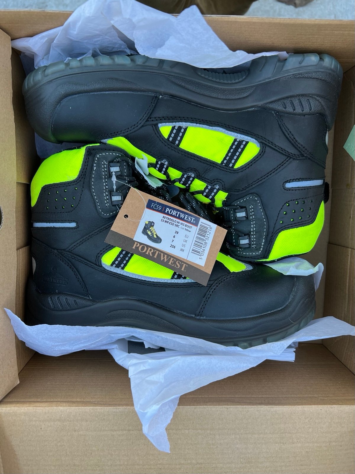 Steel toe work boots