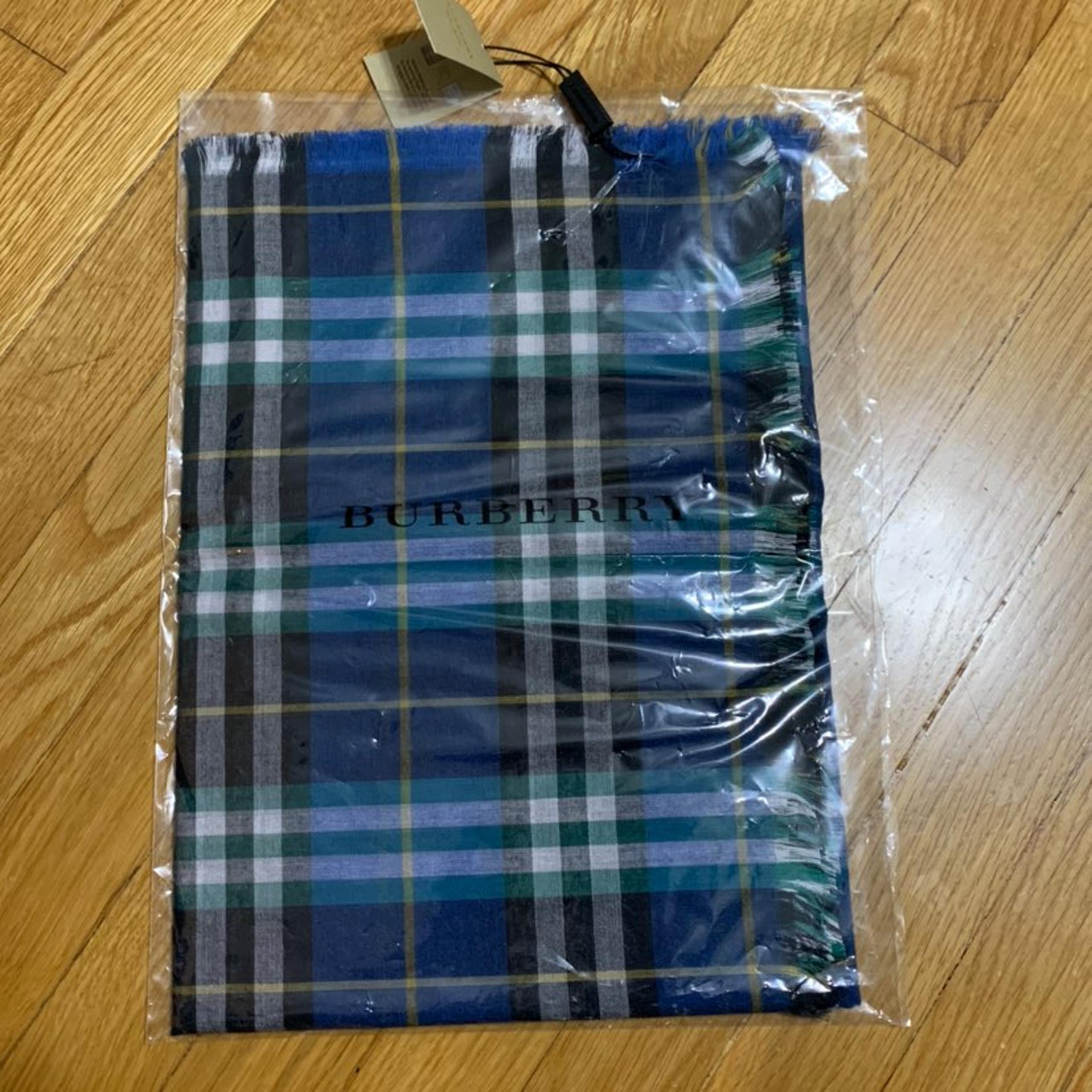 Burberry Modal Castleford Check Scarf