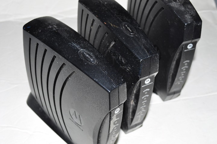 Motorola Surfboard SB5100 Cable Modem 3X
