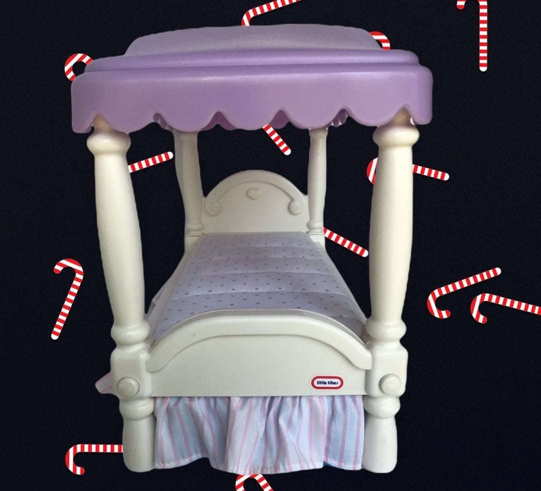 My size barbie canopy bed dollhouse litt