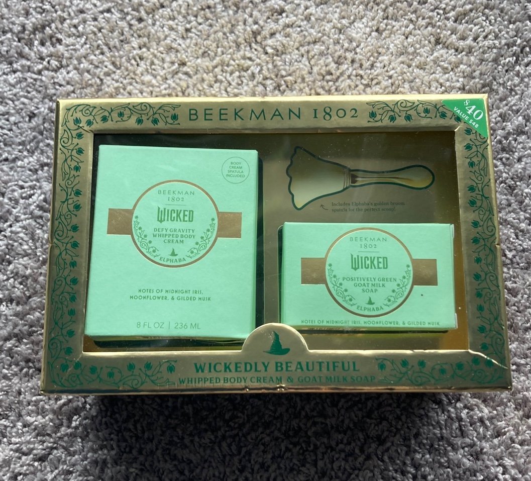 Beekman 1802 Wicked Elphaba Gift Set