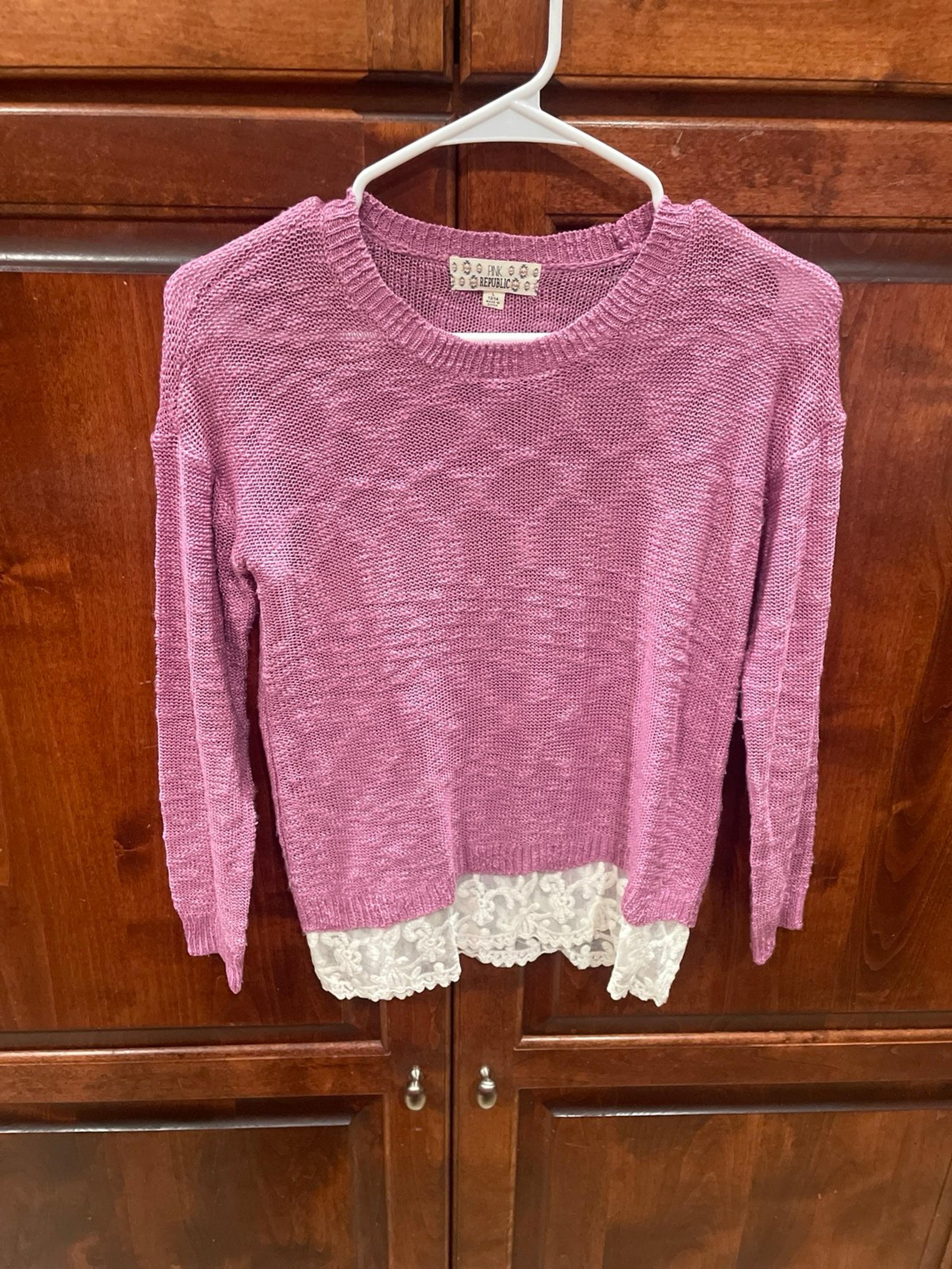 Sweater - Pink Republic