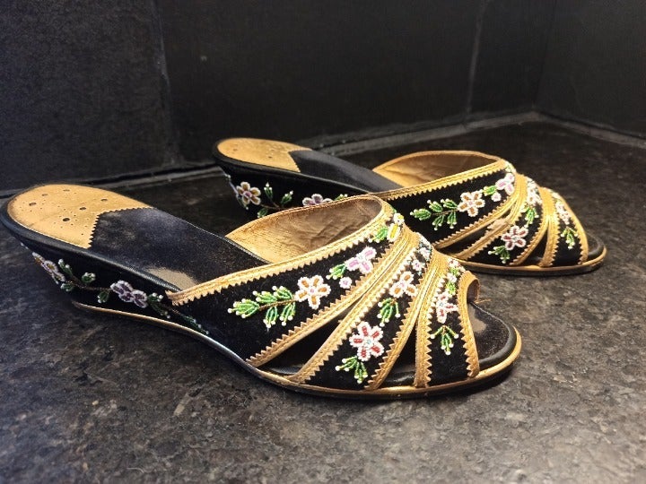 1950s Jacqueline wedge heel beaded flowers gold trim, Ukrainian vintage, size 7