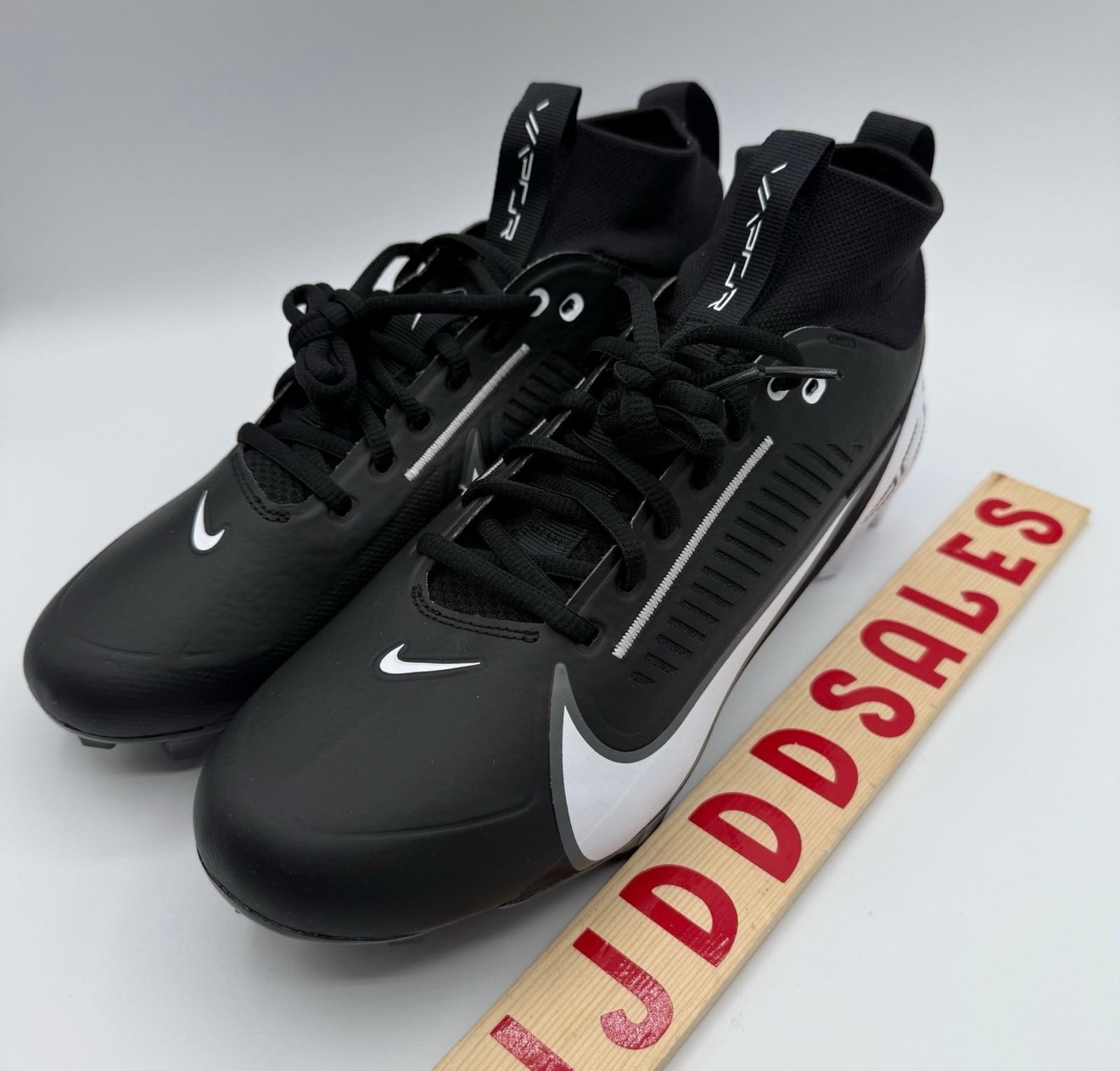 Nike Vapor Edge Pro 360 2 Football Cleats Black White DA5456-001 Men’s Size 8.5