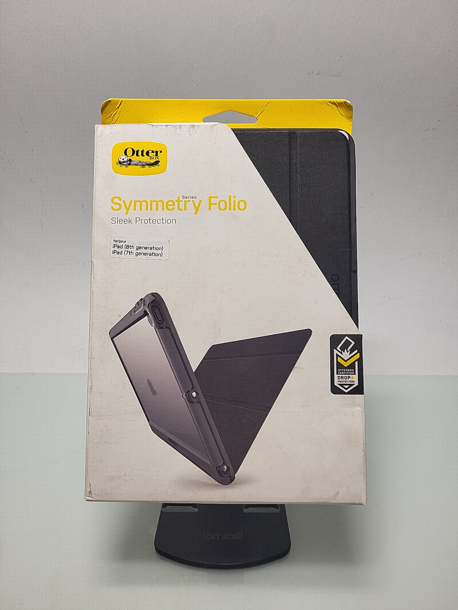 OtterBox Symmetry Folio Series Black Case for iPad 8th Gen/7th Gen