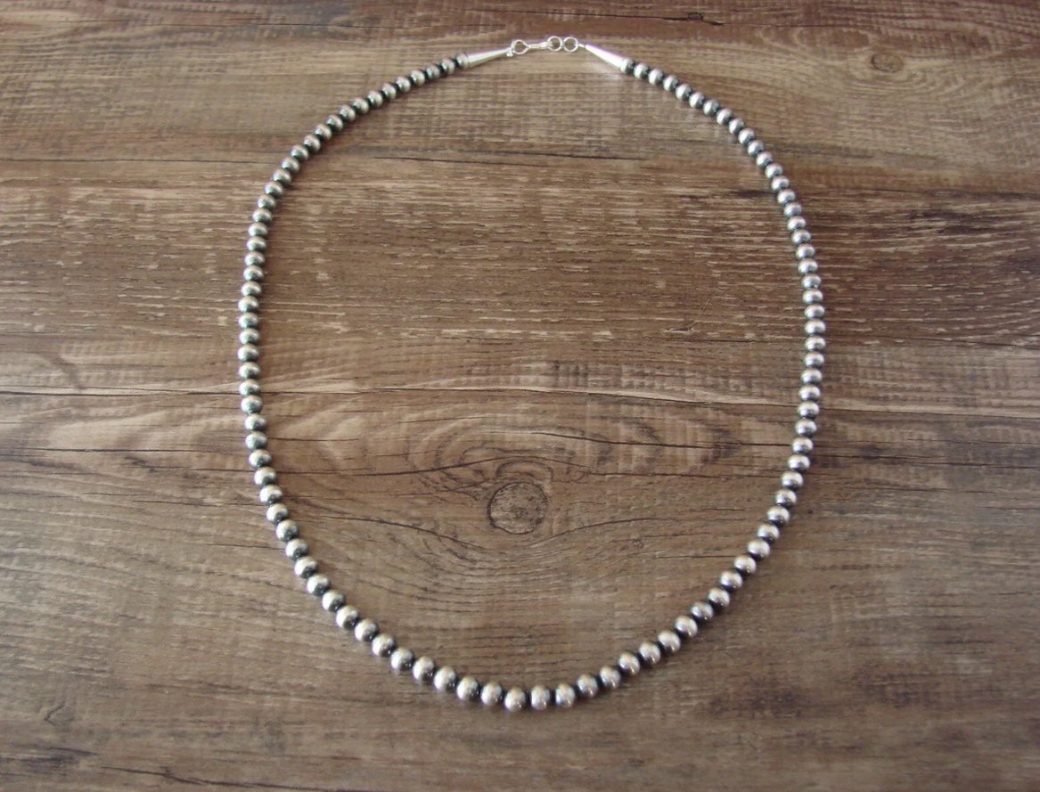 Sterling Silver Hand Strung 20 Necklace