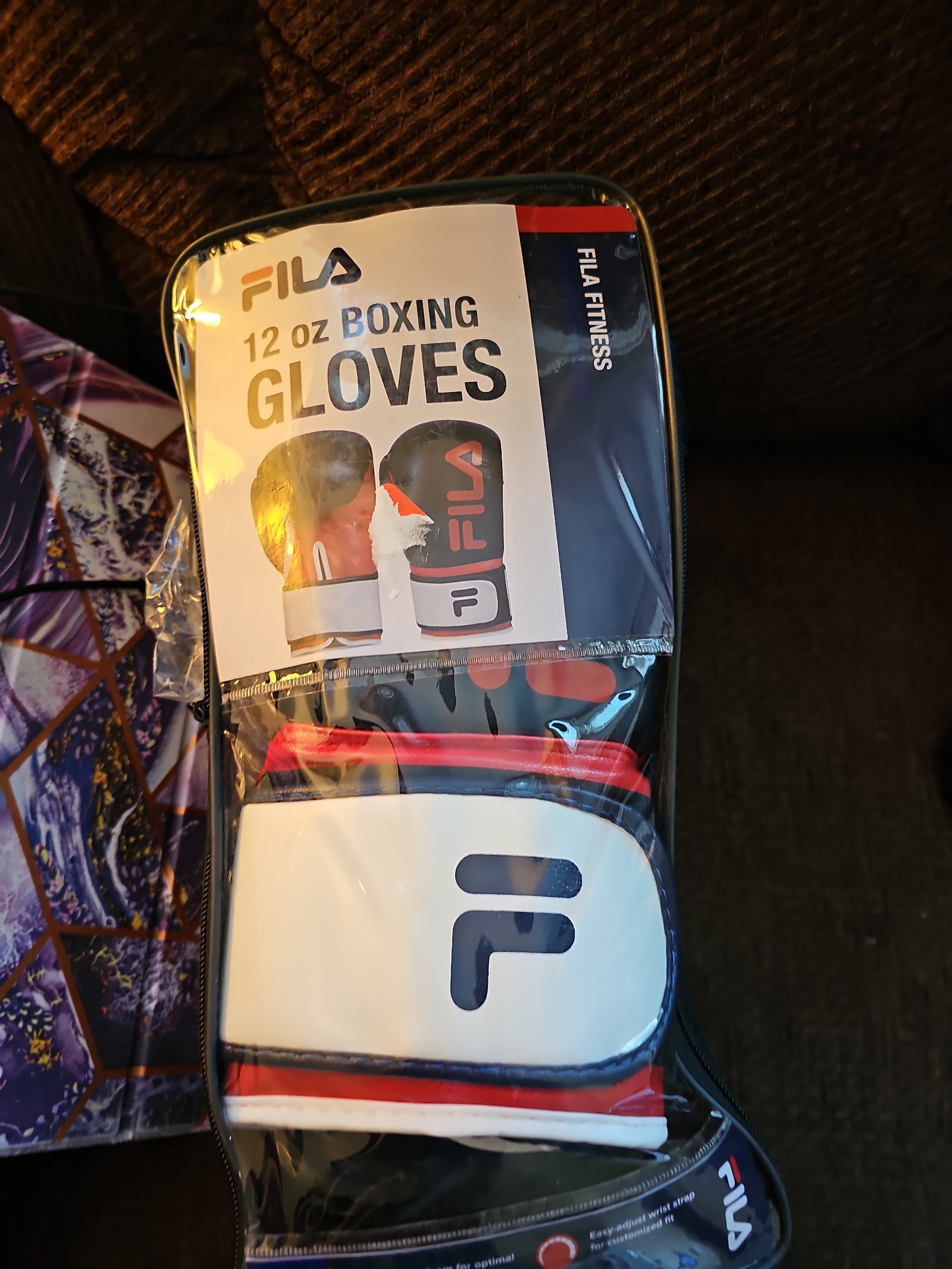 Fila 12 oz boxing gloves new in package