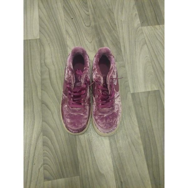 Nike Air Force 1 LV8 Shoes