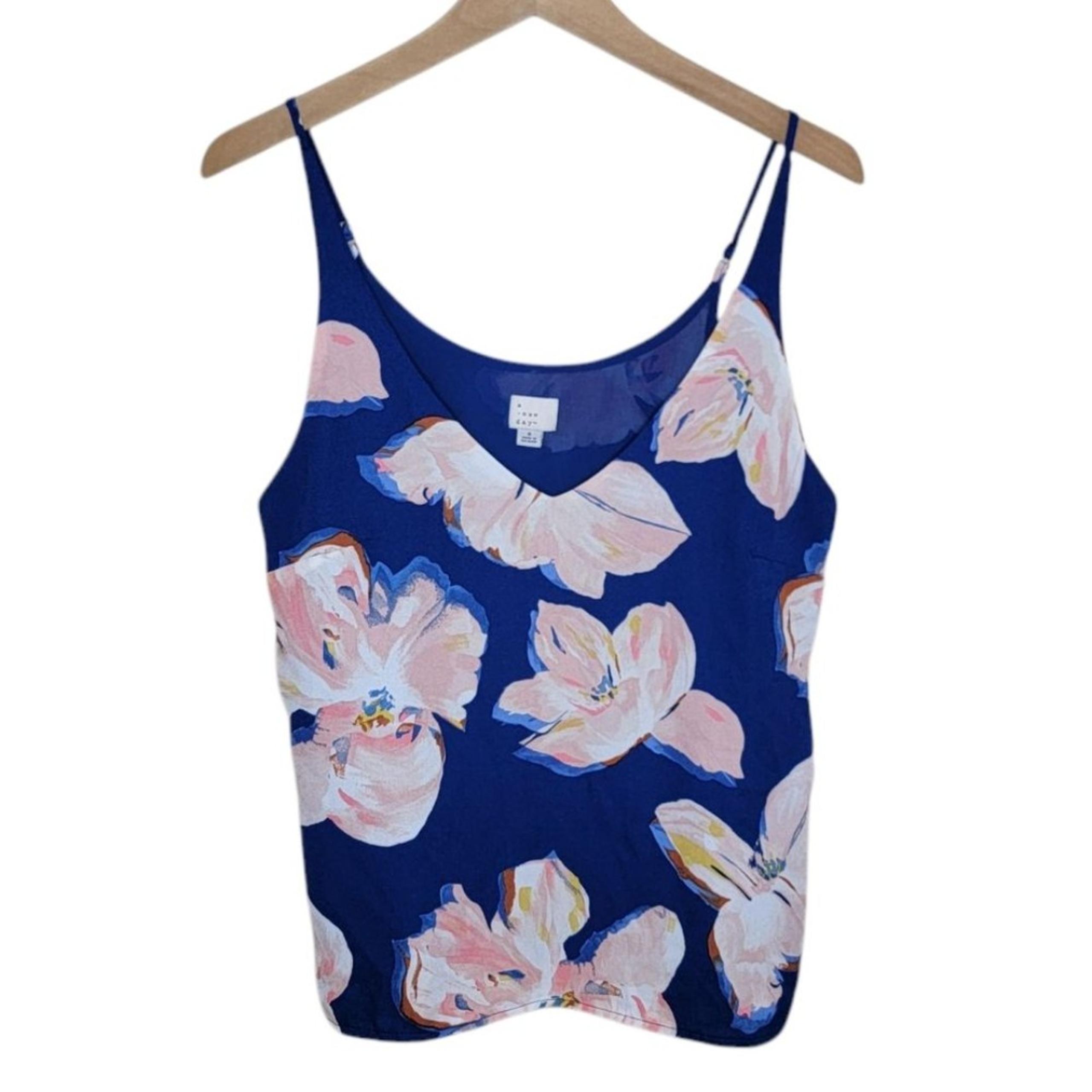 A New Day | Blue Pale Pink Floral Essential Adjustable Cami Tank Top Size Small