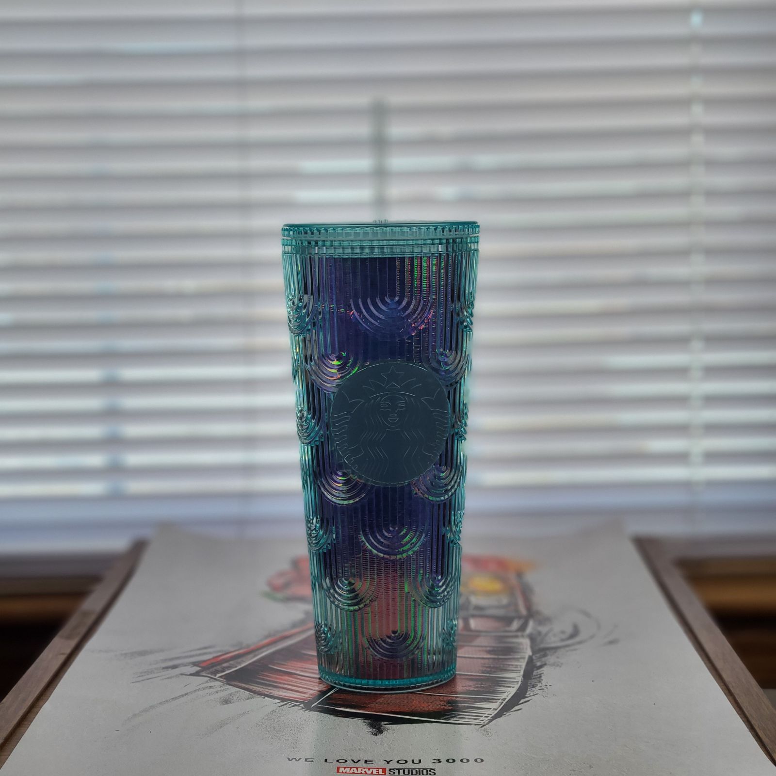Starbucks Mermaid Scale Iridescent Venti Cup - NEW Spring Collection 2022
