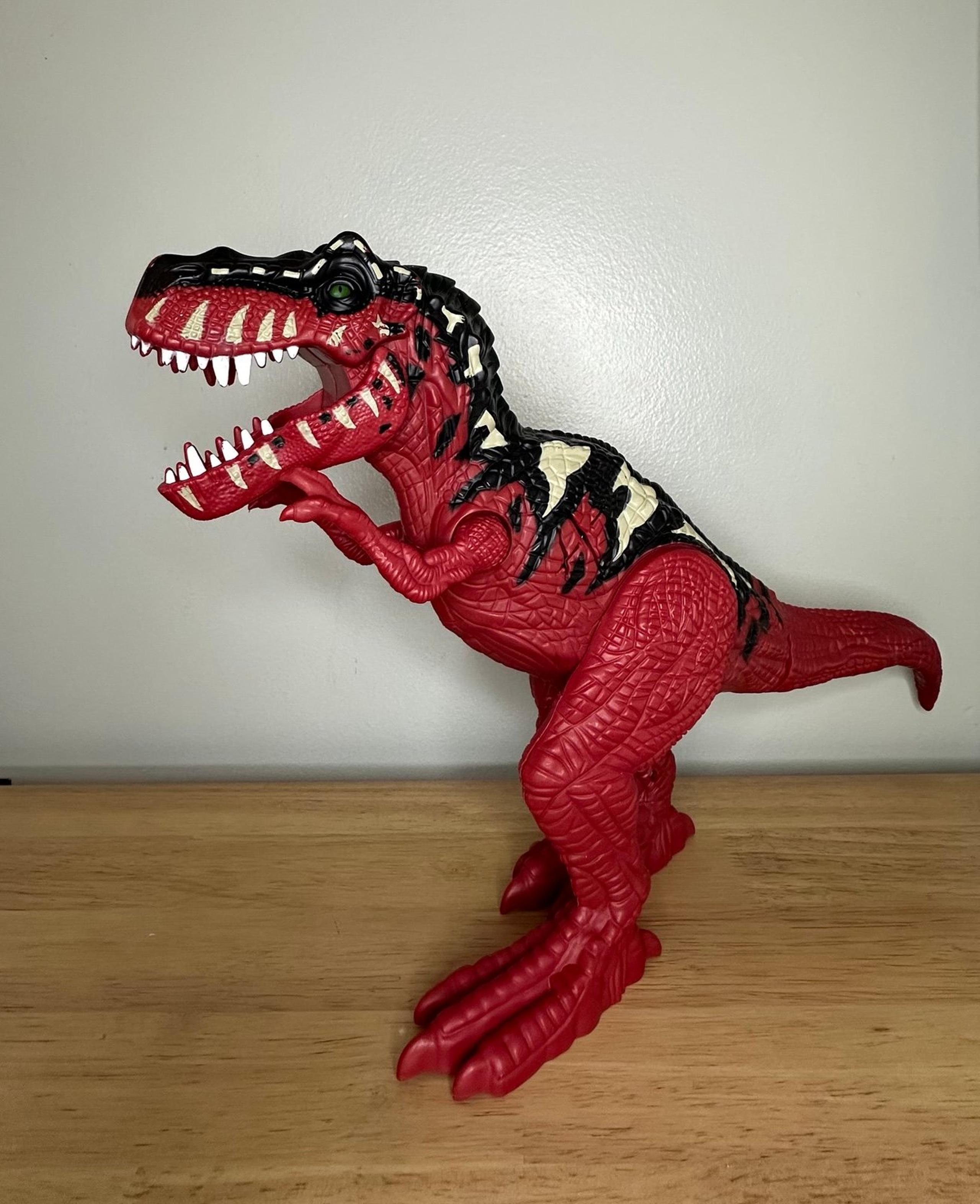 Animal Planet Extreme T-Rex Adventure Dinosaur Roars Arms Move Eyes Light Up