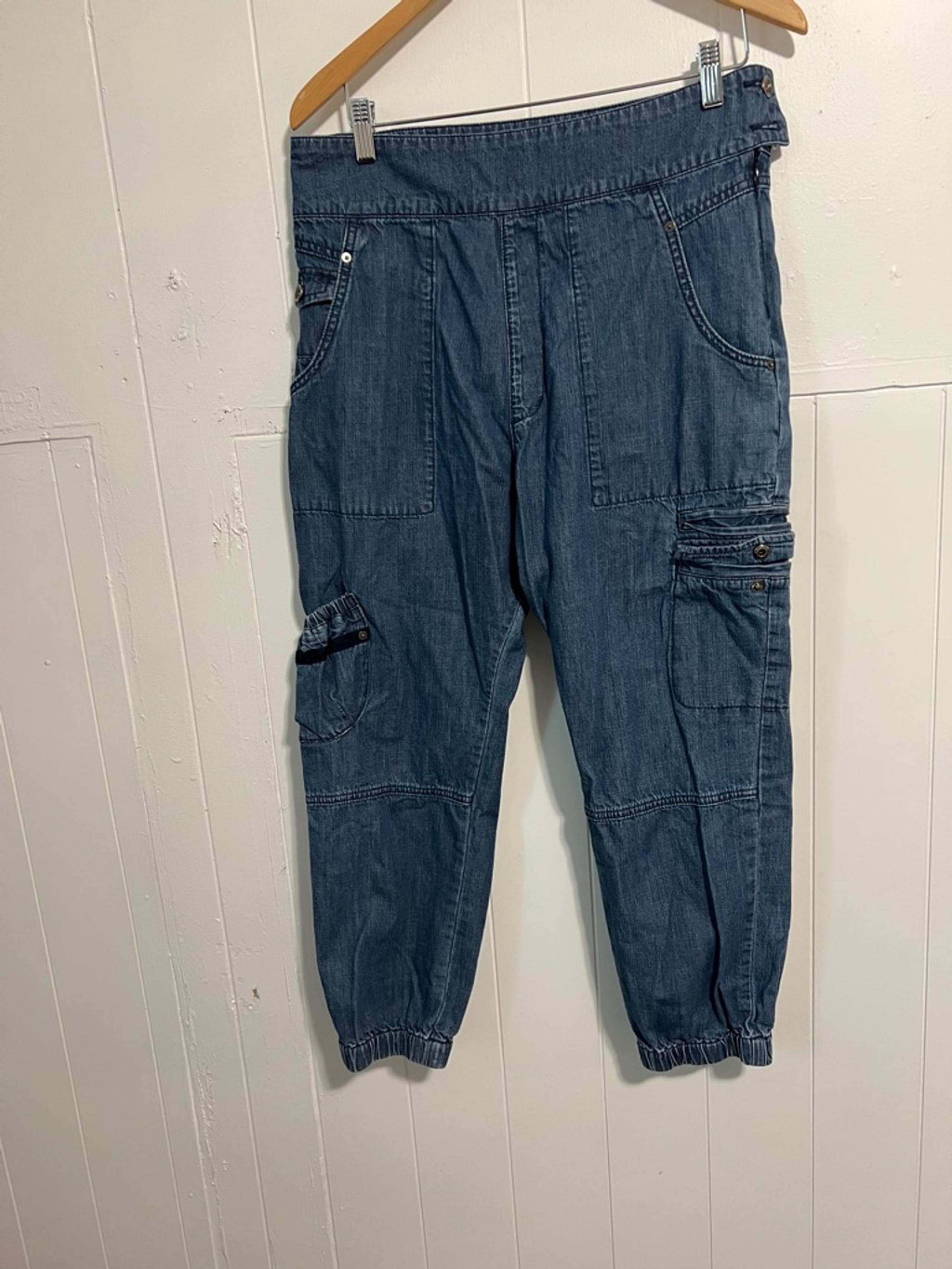 Women's Pilcro by Anthropologie Cargo Pants joggers Size 8 Blue