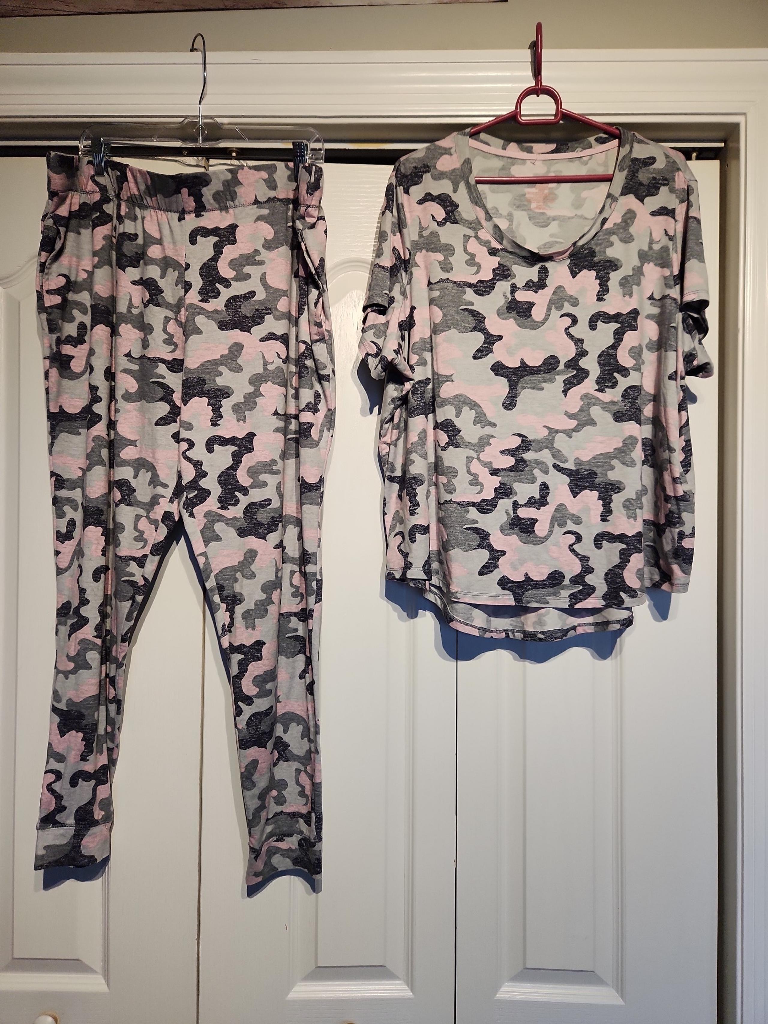 Secret Treasures Pajama Set 2X
