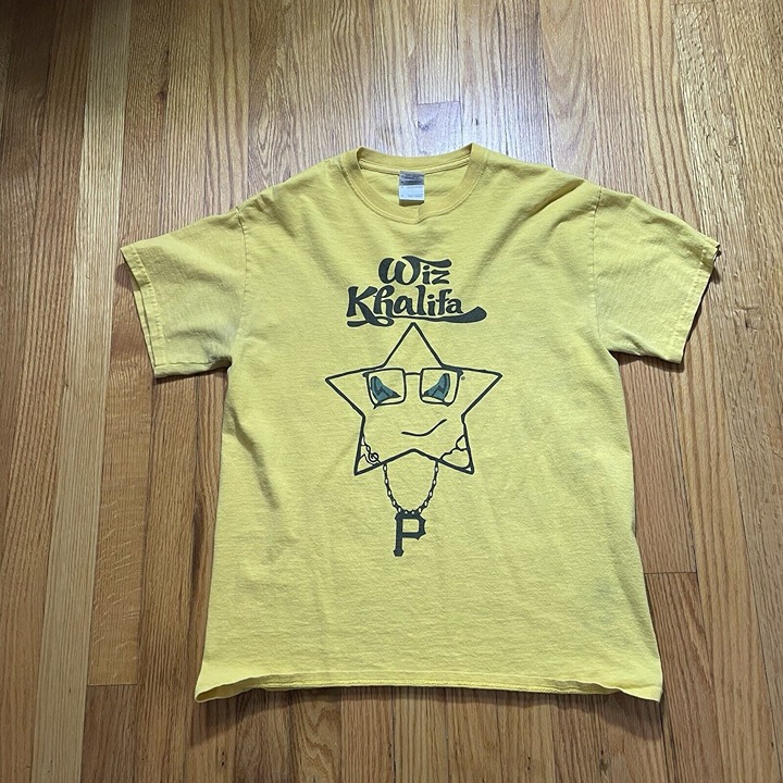 Wiz Khalifa The Boys Of Zummer 2015 CONCERT Tour Shirt SMALL FALL OUT BOY YELLOW