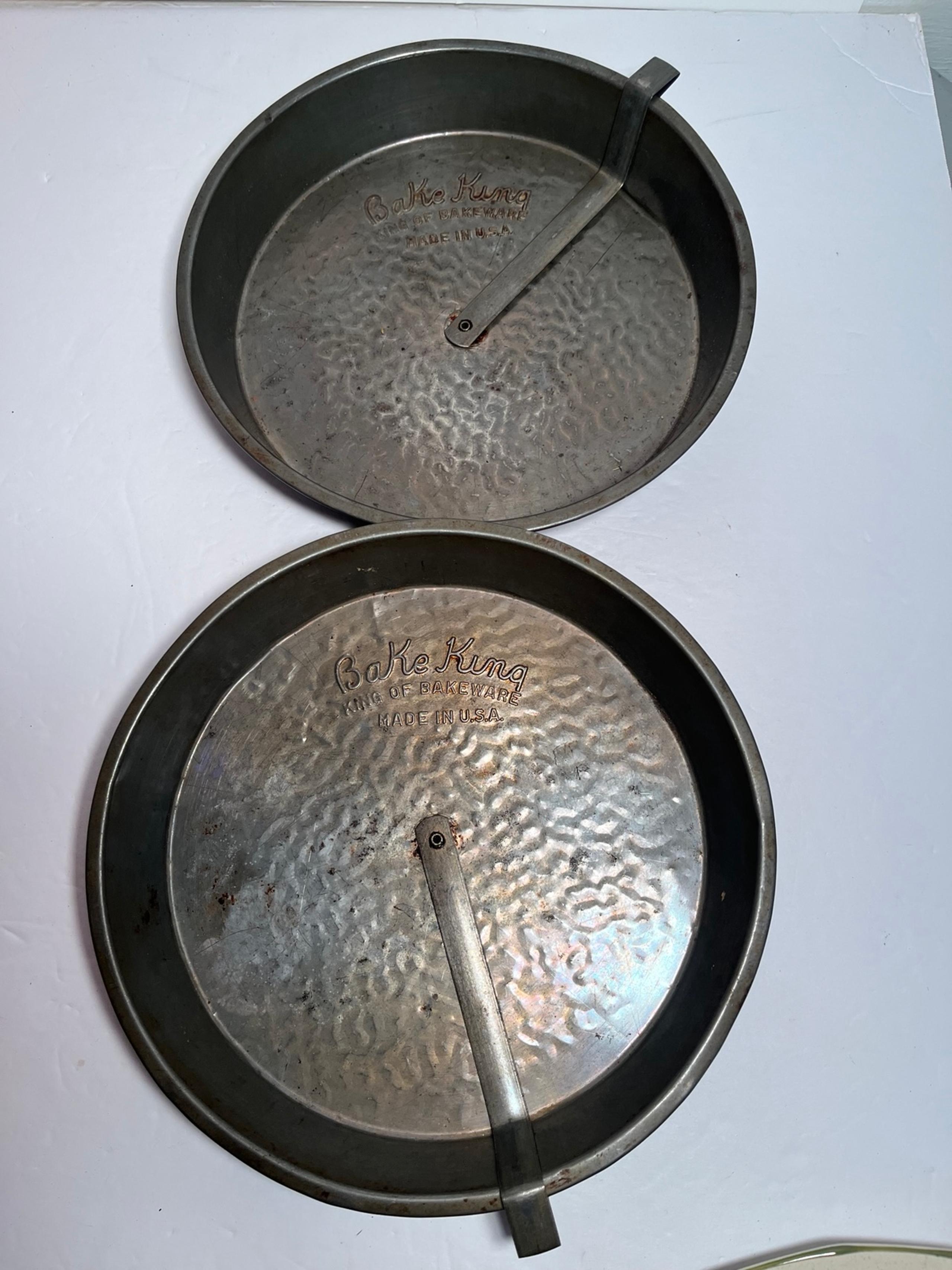 Vintage Bake King 8" Round Cake Tins with Easy Release Slider Lot of 2