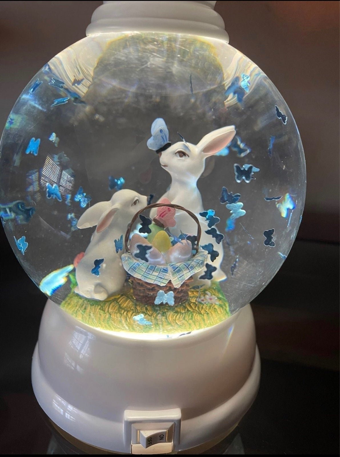 Bath and Body Works Bunny Rabbit Waterglobe