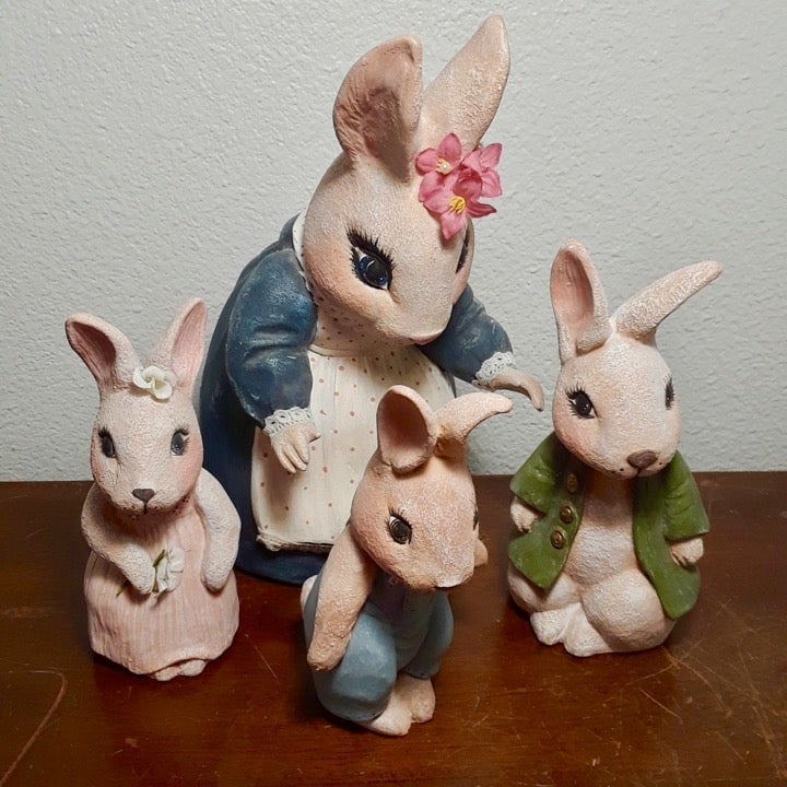 VTG Ceramic RABBITS Signed Hand Crafted Artisan Bunny Family Figurines MINT