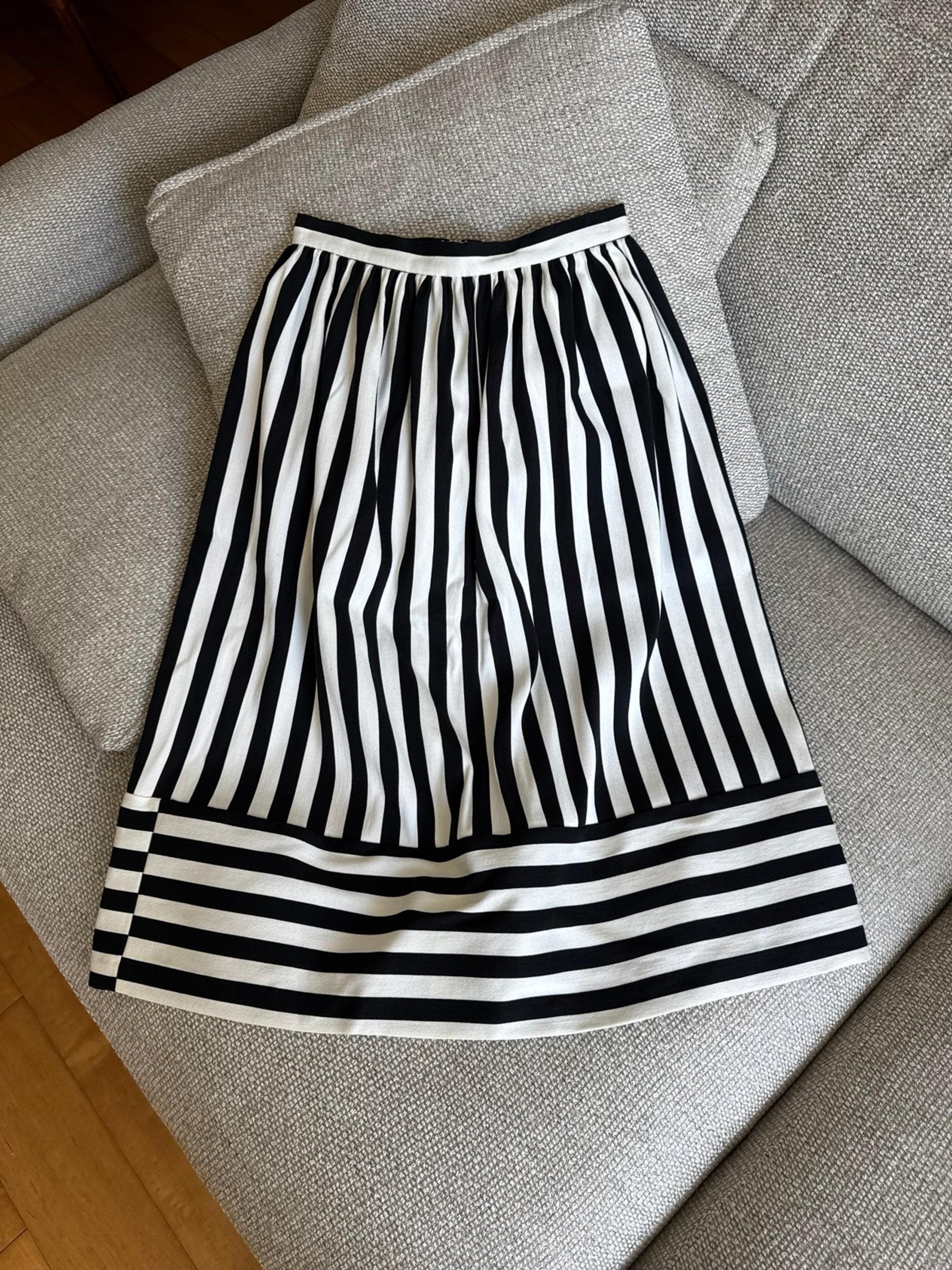 Topshop Midi Skirt NWT Size 0