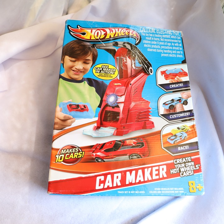 Hot Wheels Car Maker Playset Create Your Own Mold 2012 Electric Car Design Kit