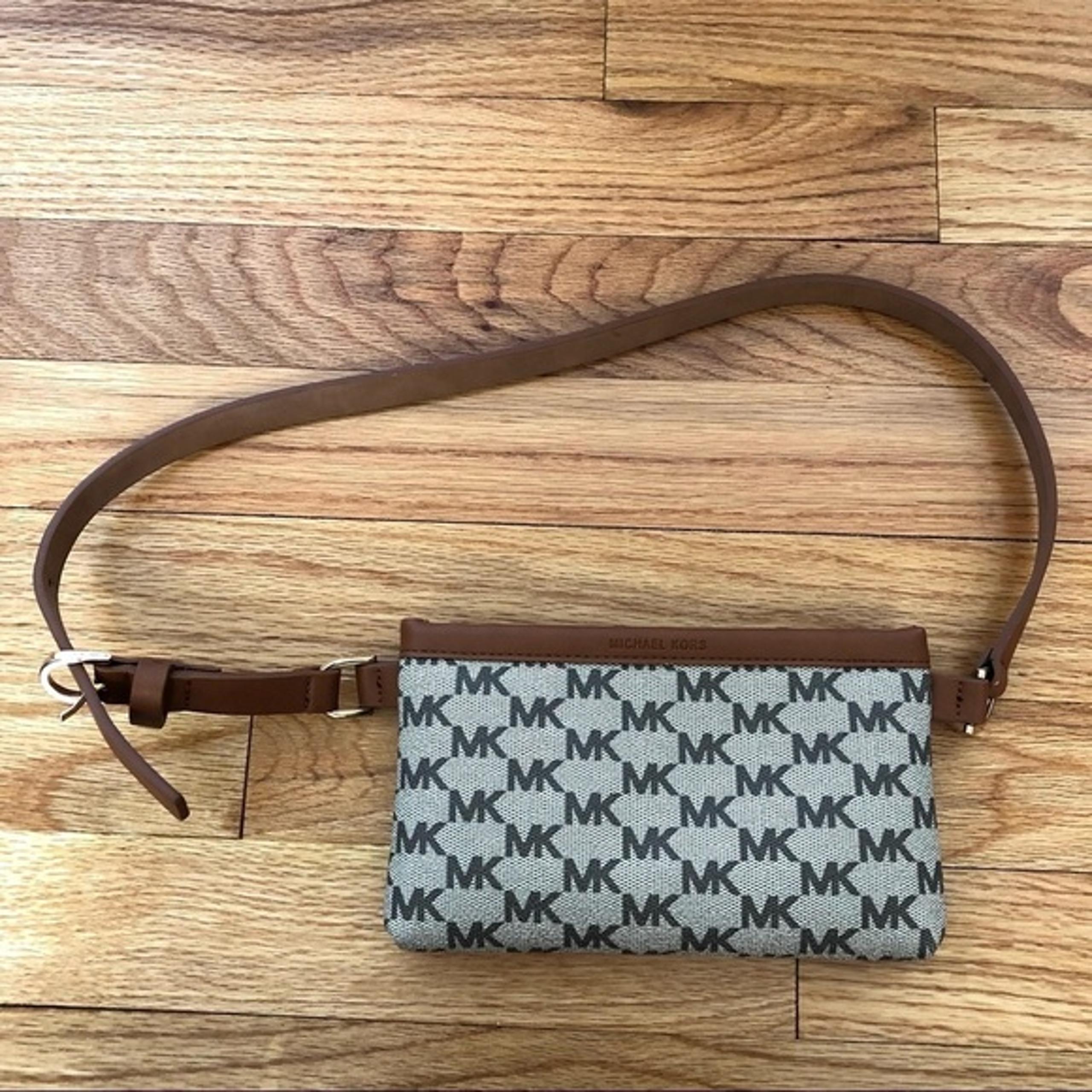 Michael Kors Belt Bag Waist Fanny Pack New Signature Logo