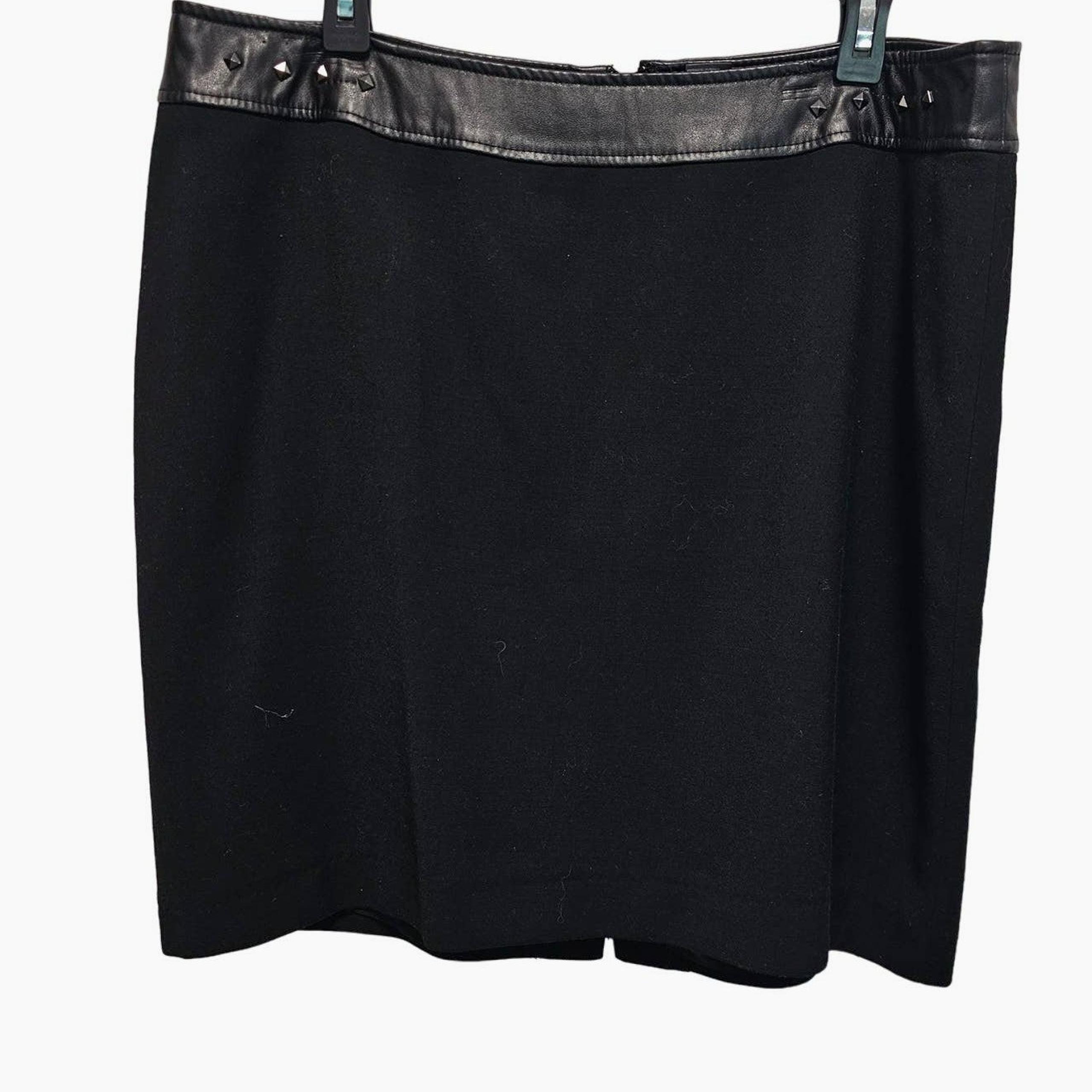 Tahari ASL Mini Skirt Women's 14W Black Leather Studded  Detailed Plus Size