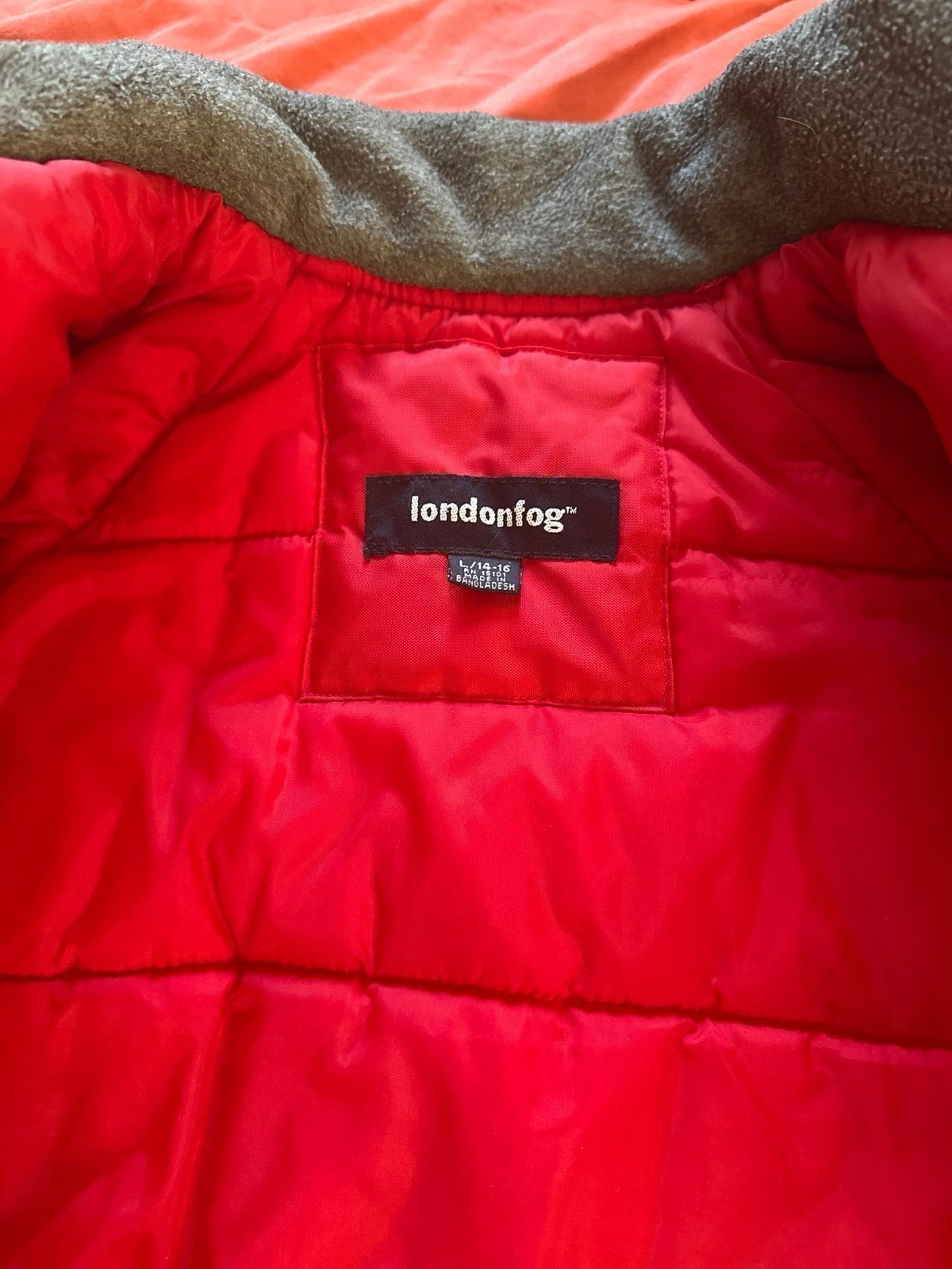 Winter Coat, jacket, excellent condition. Super warm! YOUTH 14-16 LARGE.
