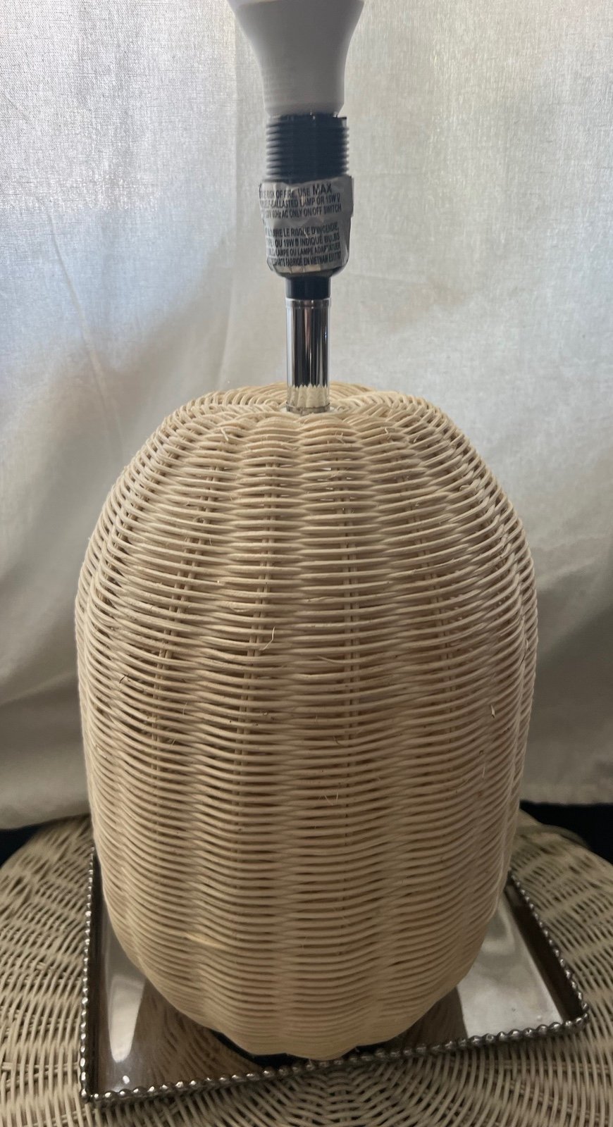 Vintage Inspired Wicker Table Lamp