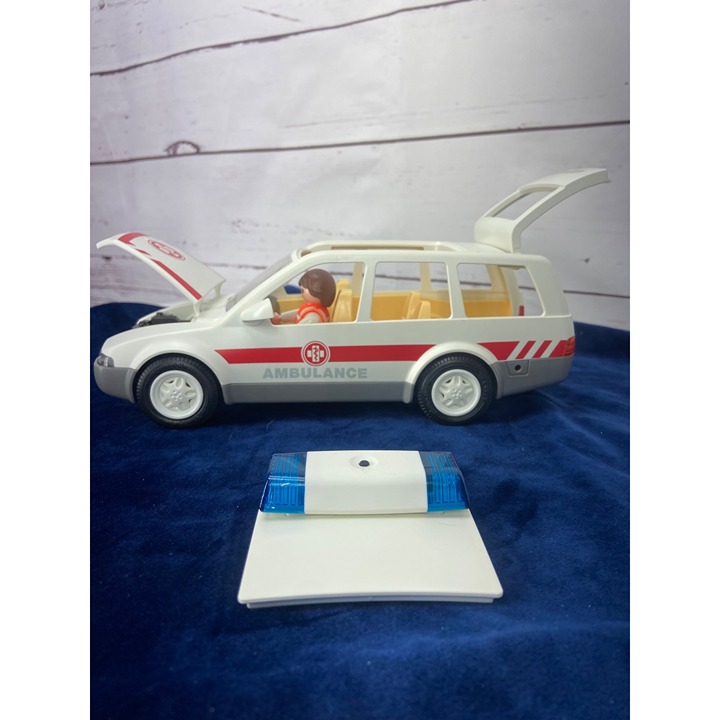 2006 Playmobil Rescue Ambulance Detachable Roof With Medic