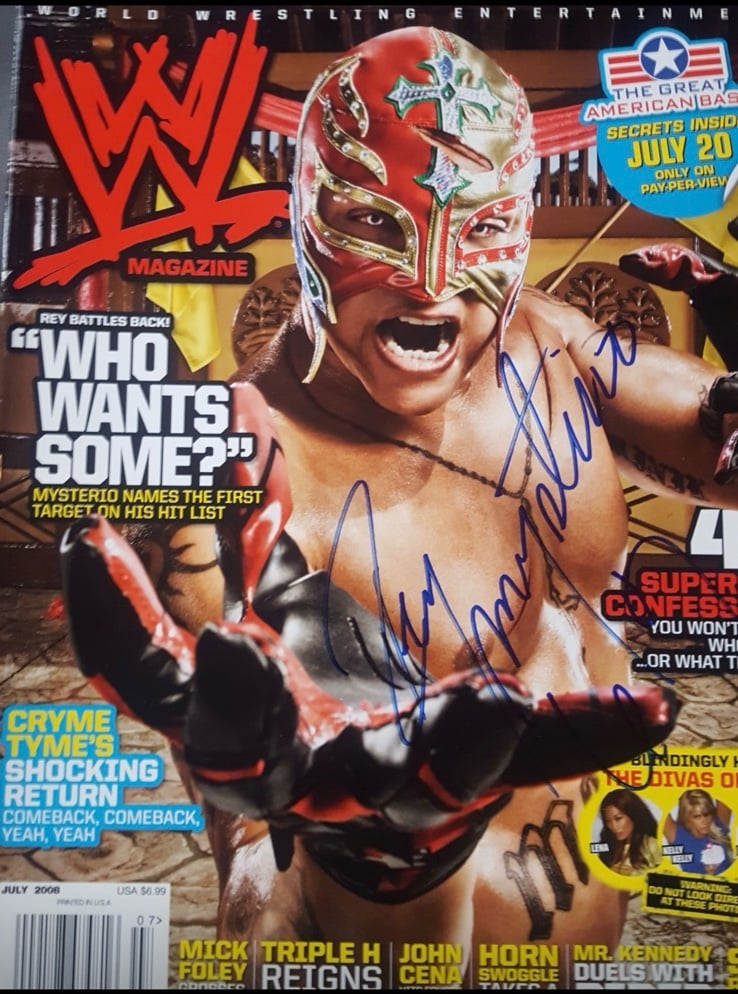 WWE Magazine 2008 Rey Mystery Signed