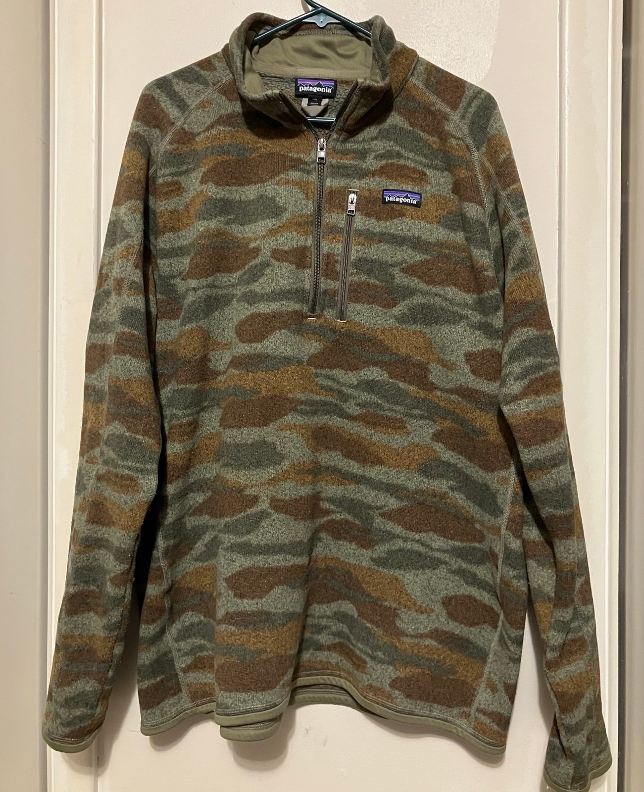 Patagonia Better Sweater 1/4 Zip Pullover Camo Bear Witness Sage Khaki XXL