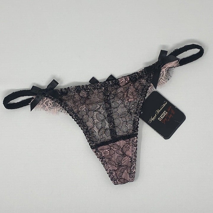 Agent Provocateur Ariel Black Pink Thong AP2 Small NWT 190