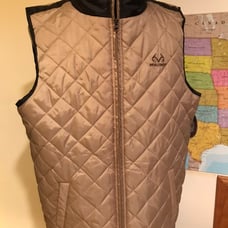 Real tree Mens quilted vest