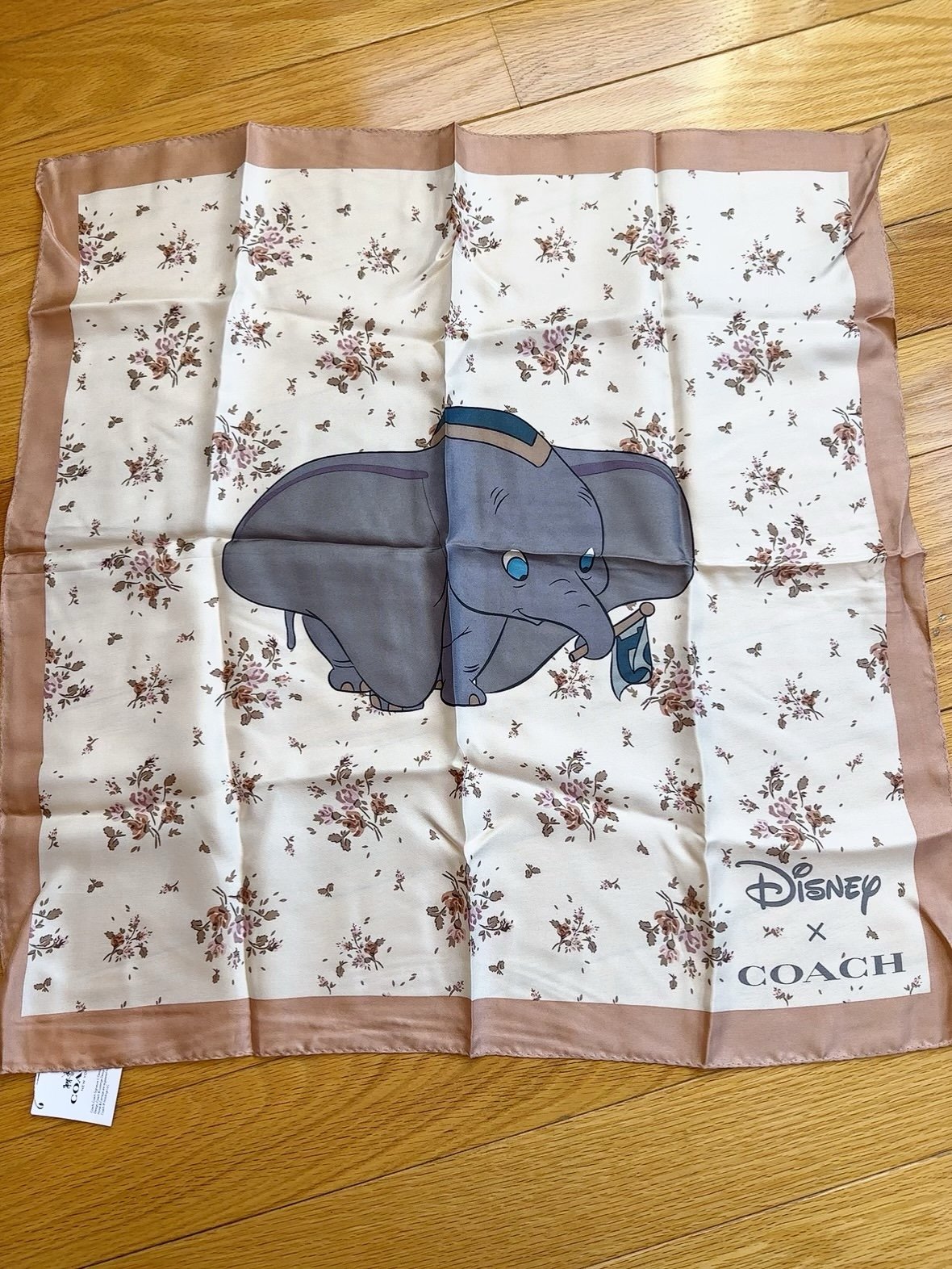 Coach Disney dumbo scarf Brand new with tag 98 retail price