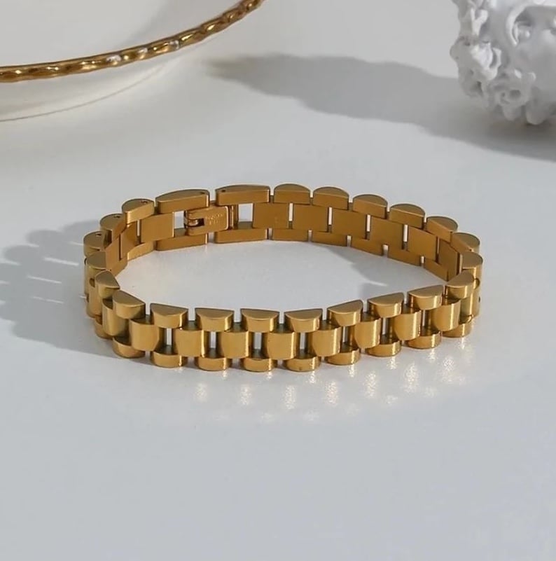 Golden bracelet